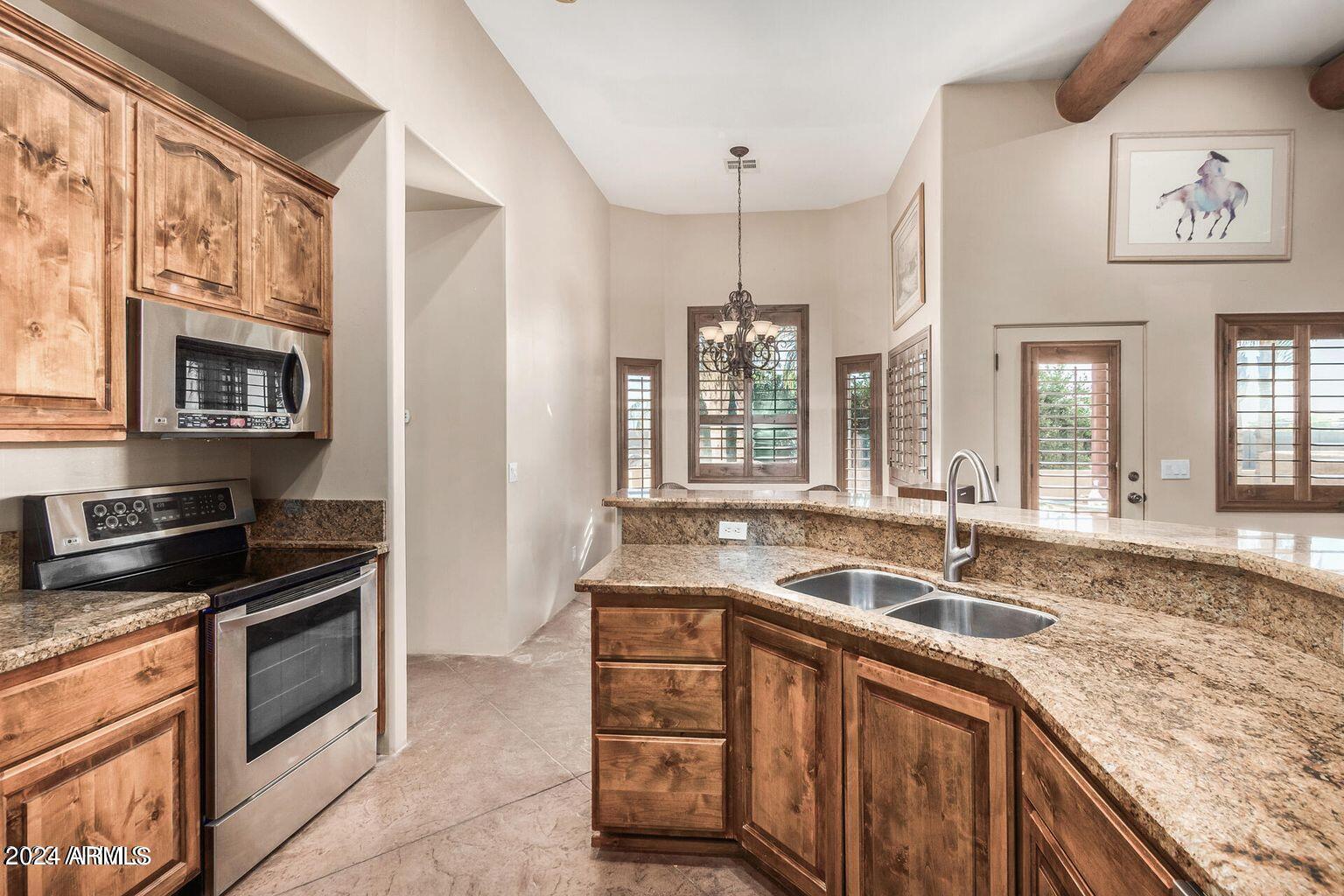 23907 W GAMBIT Trail