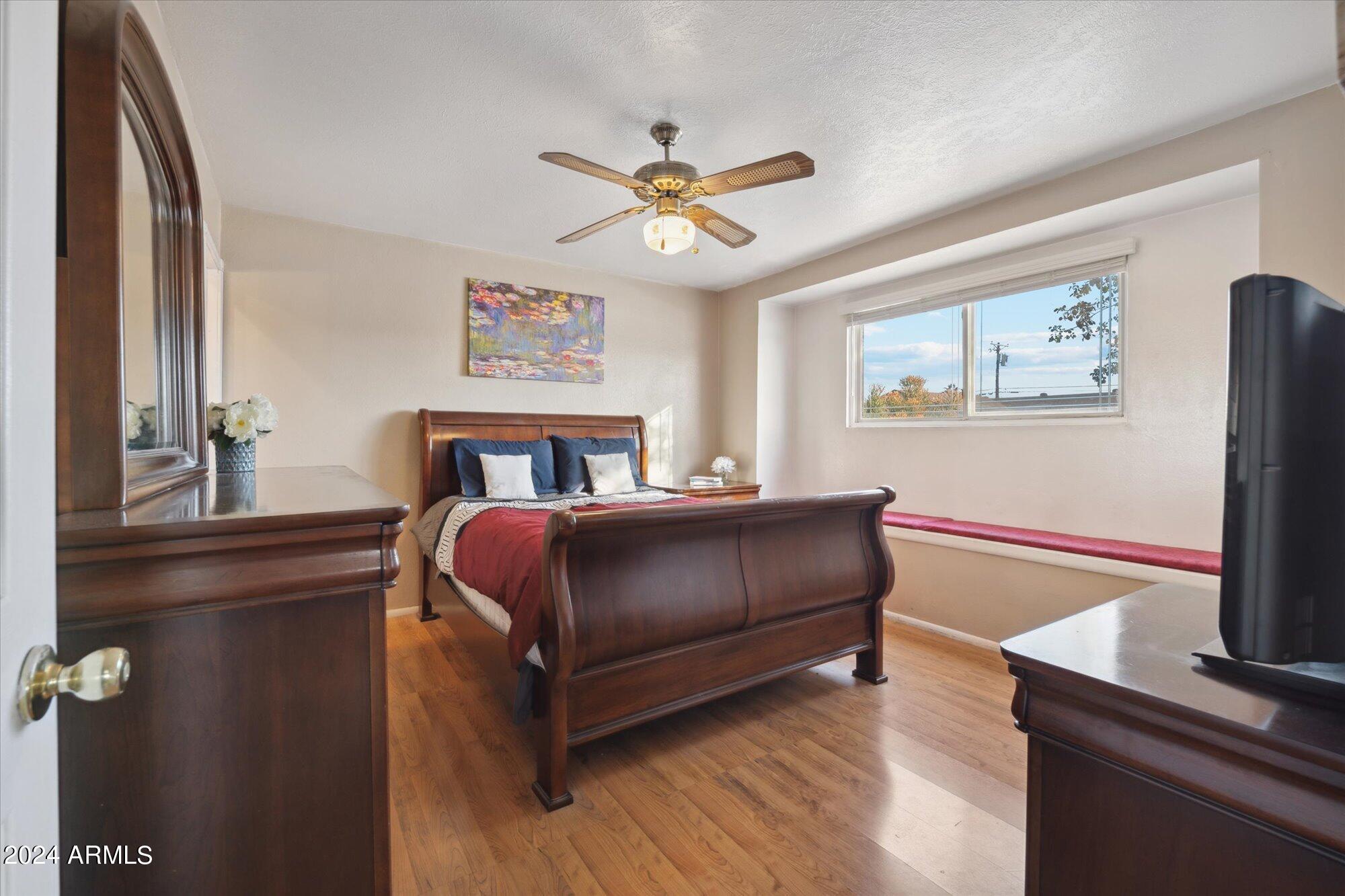 8210 E MONTEROSA Street