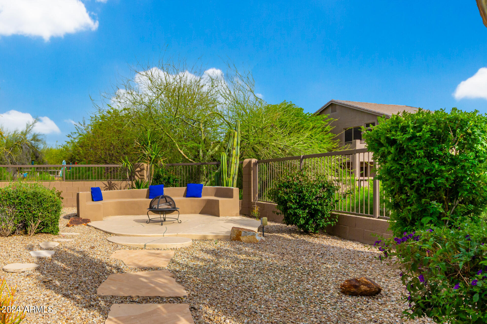 7345 E Rochelle Circle