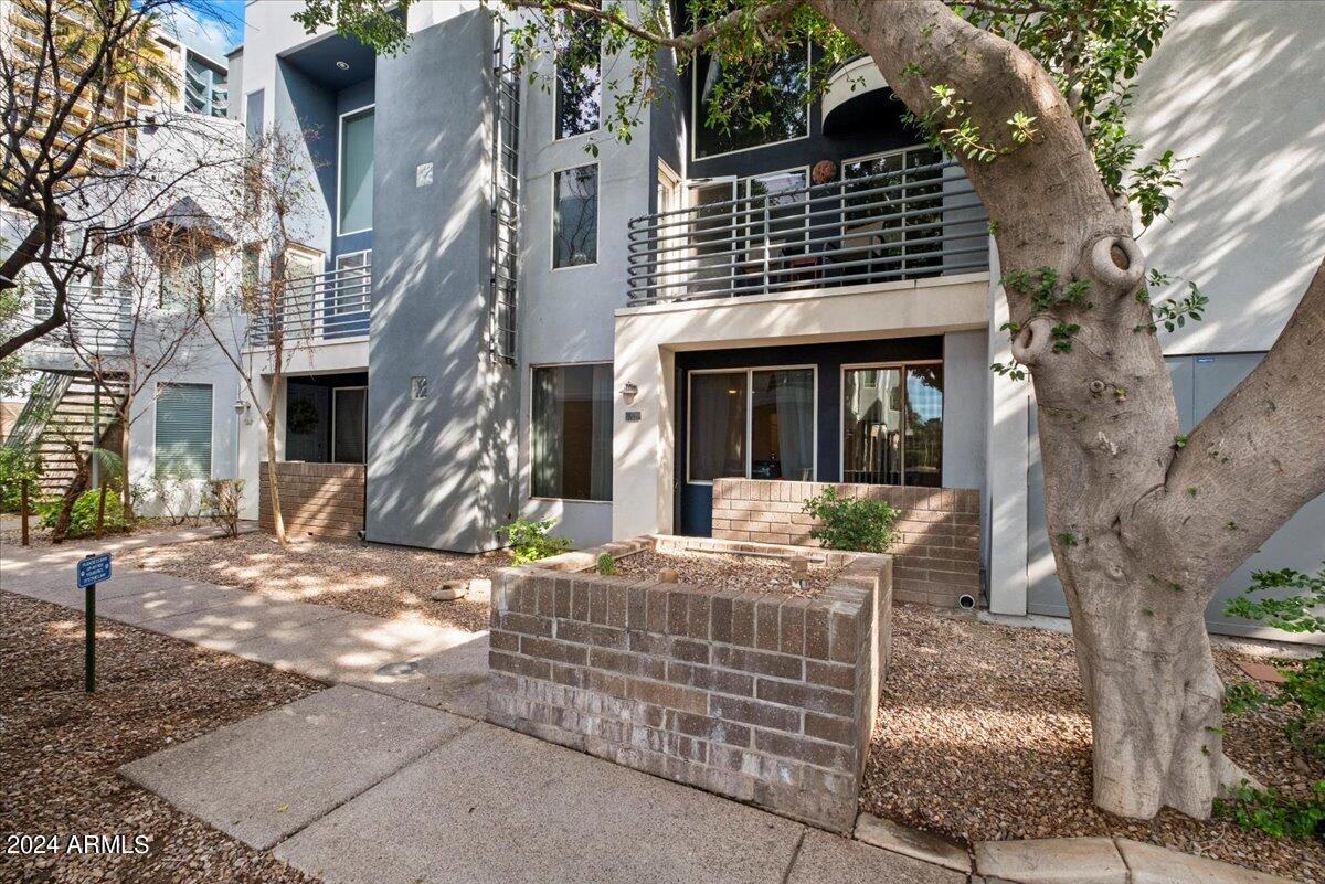 3633 N 3RD Avenue # 1063