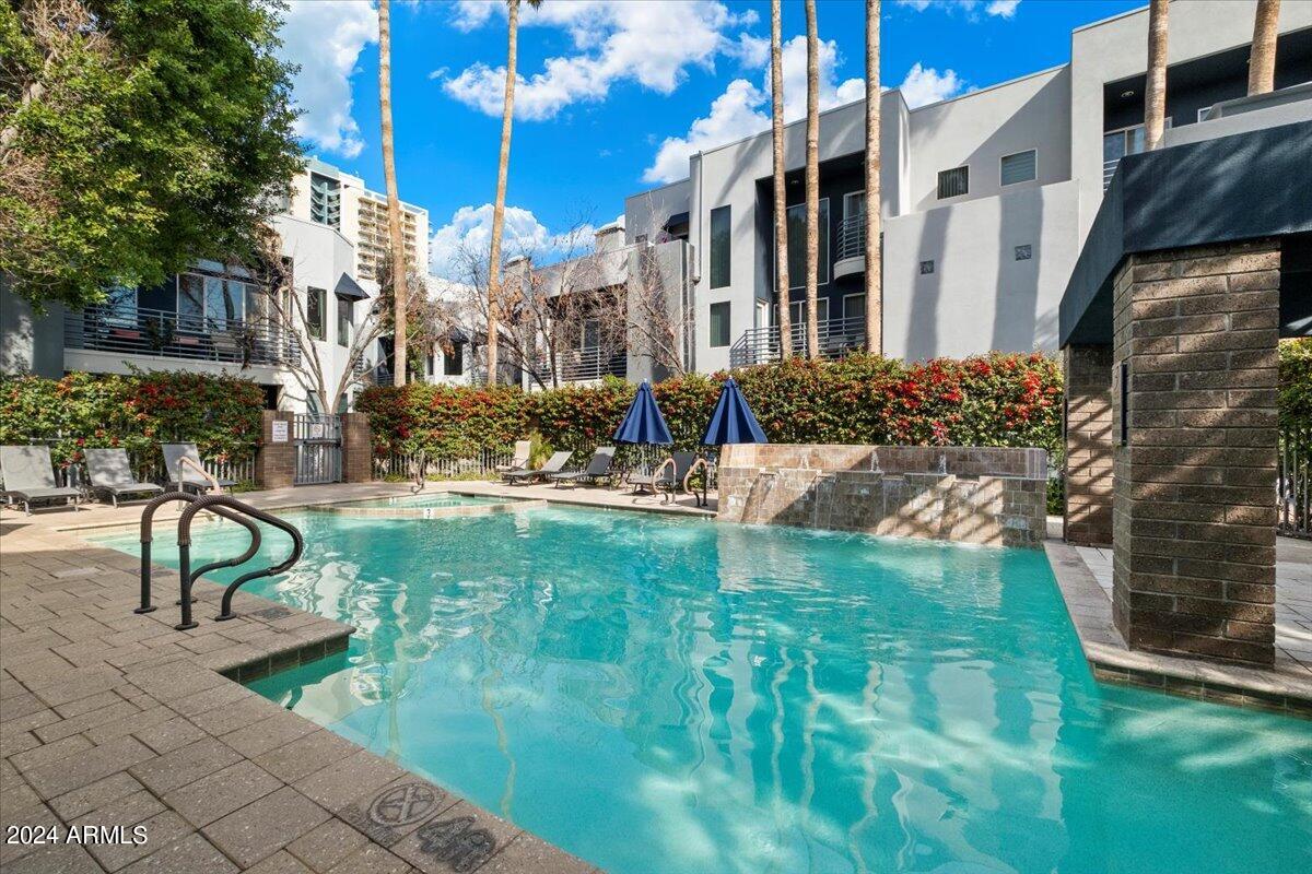 3633 N 3RD Avenue # 1063