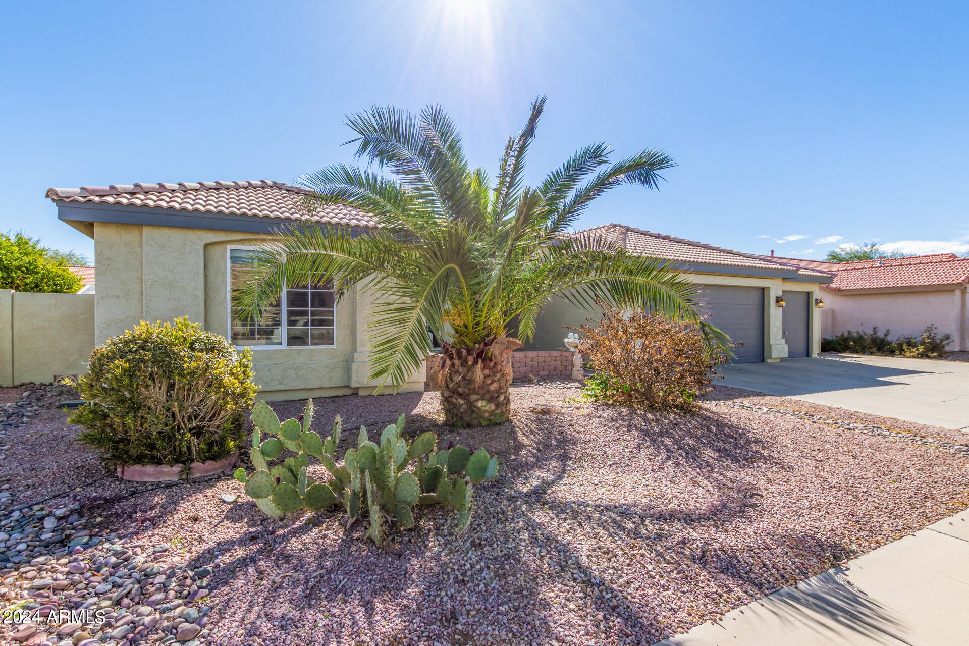 1663 E CAROLYN Way