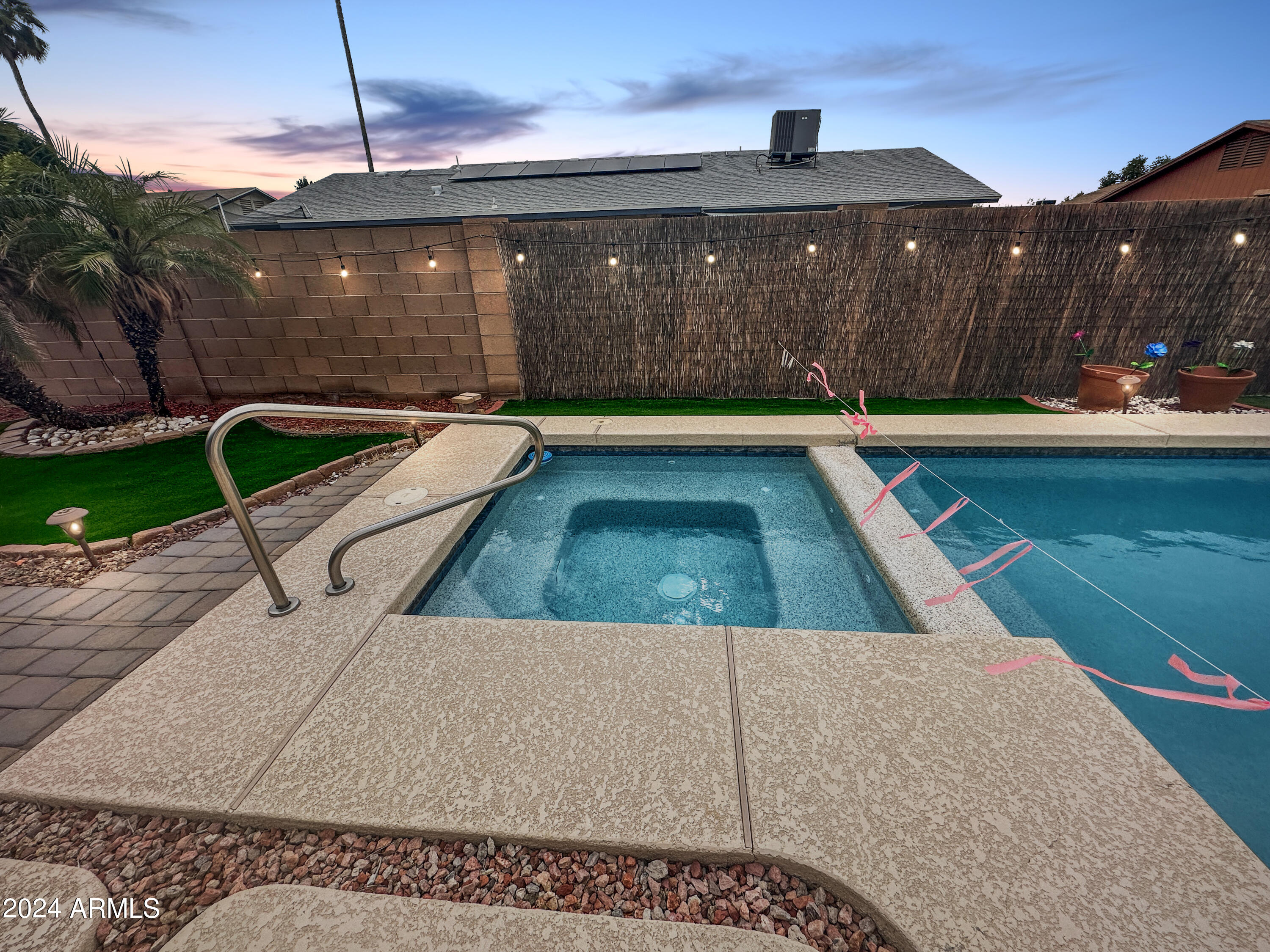 5015 W ROSEWOOD Drive