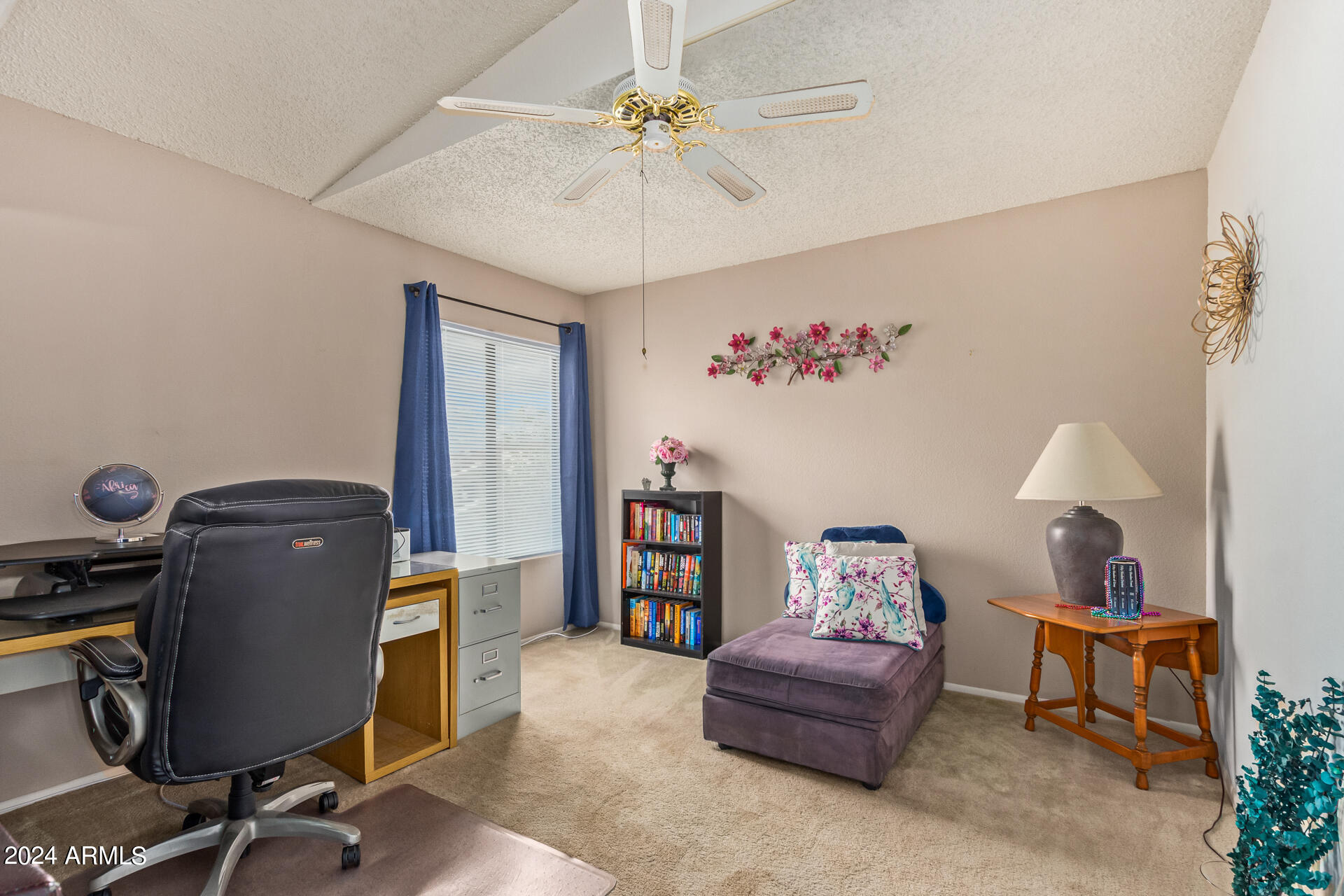 5518 E LINDSTROM Lane, 3034