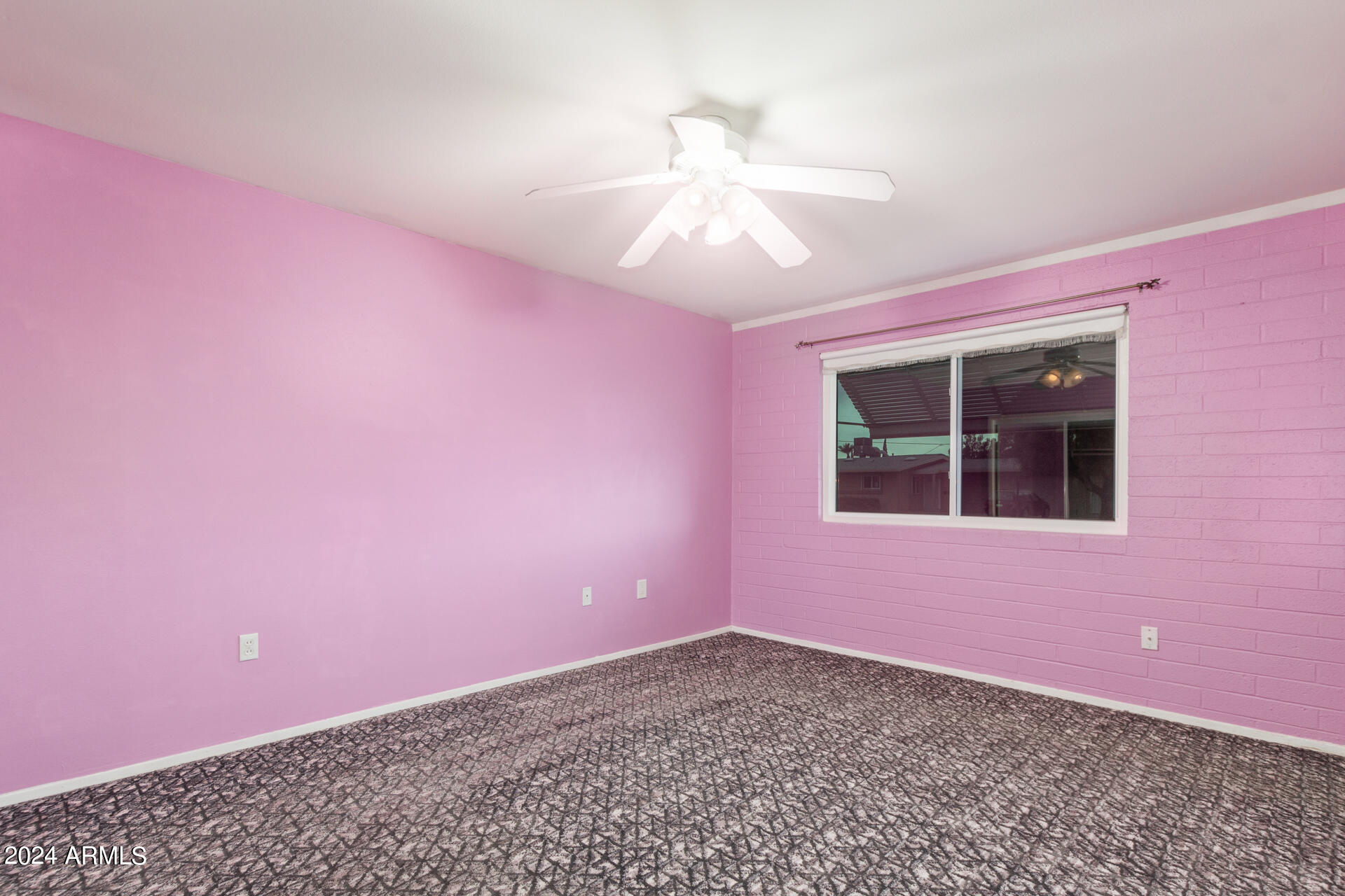 11241 N COGGINS Drive