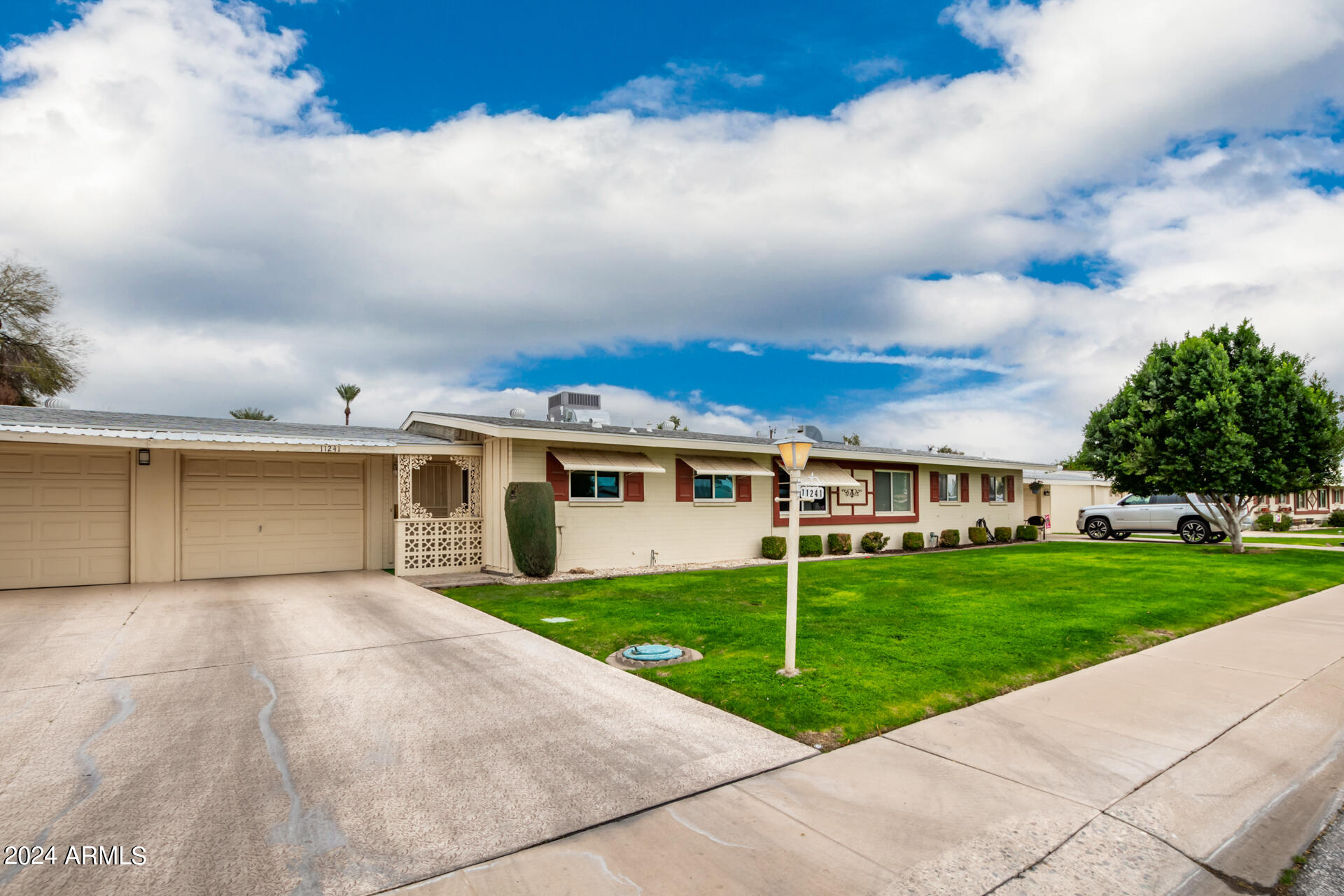 11241 N COGGINS Drive