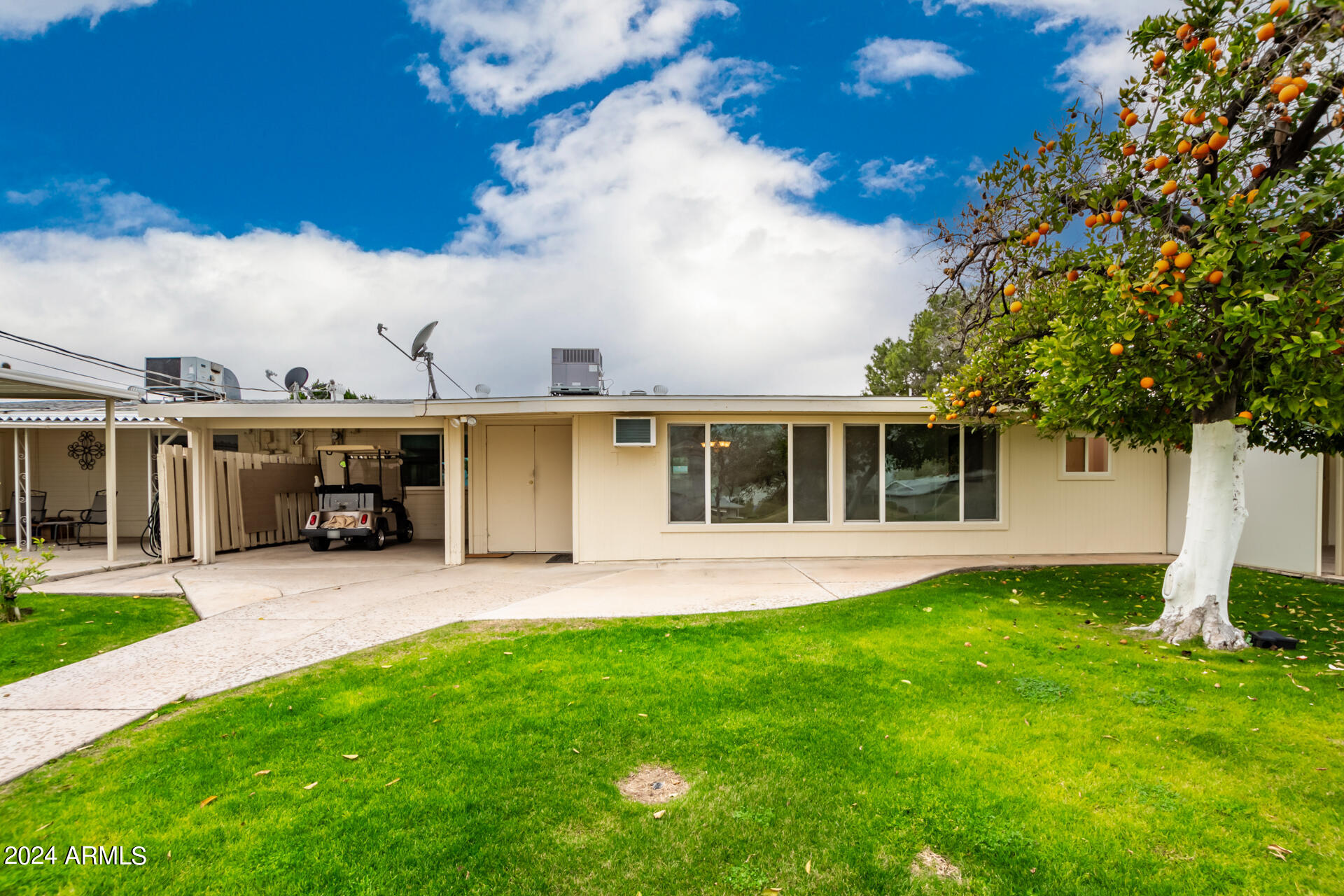 11241 N COGGINS Drive