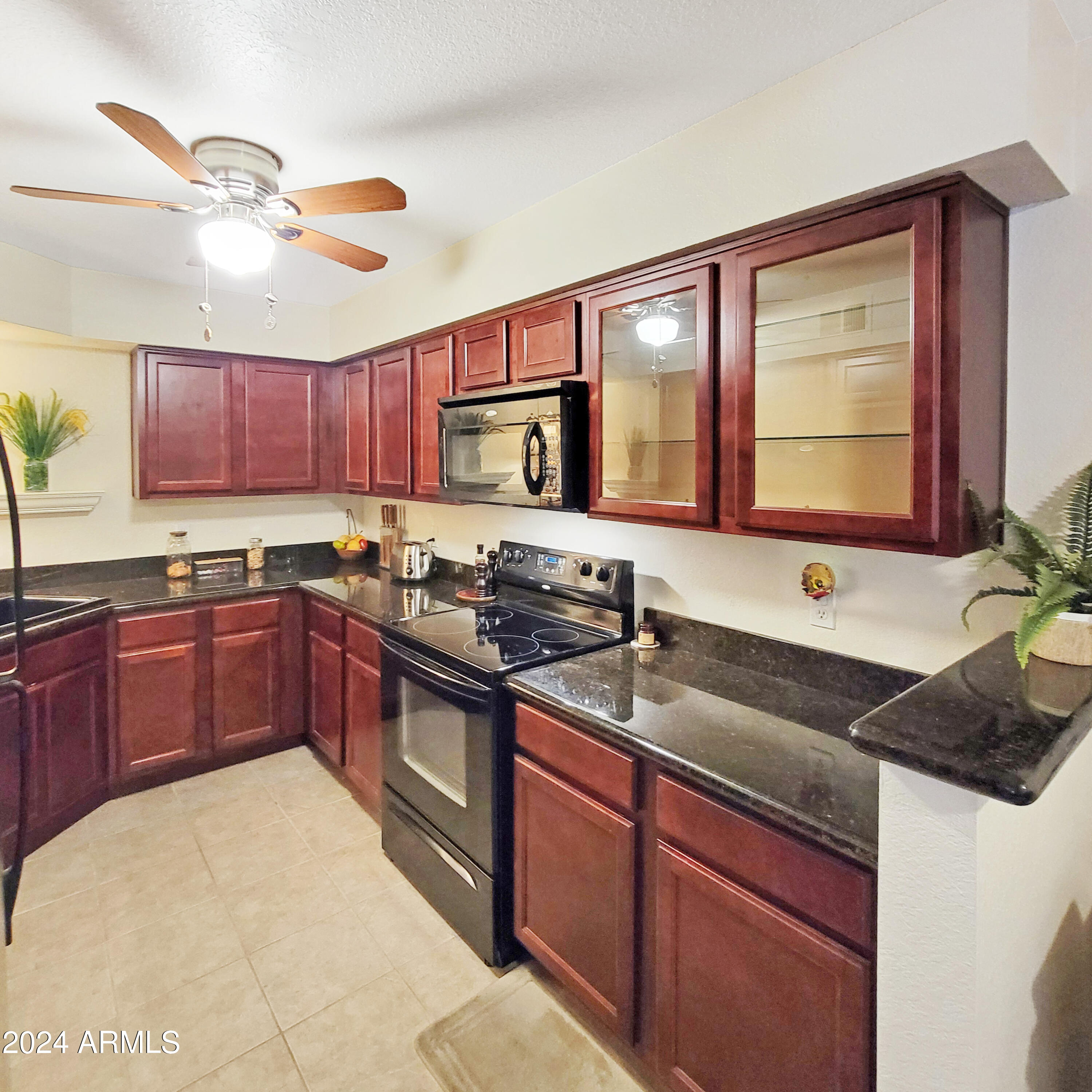 8787 E MOUNTAIN VIEW Road, 1010