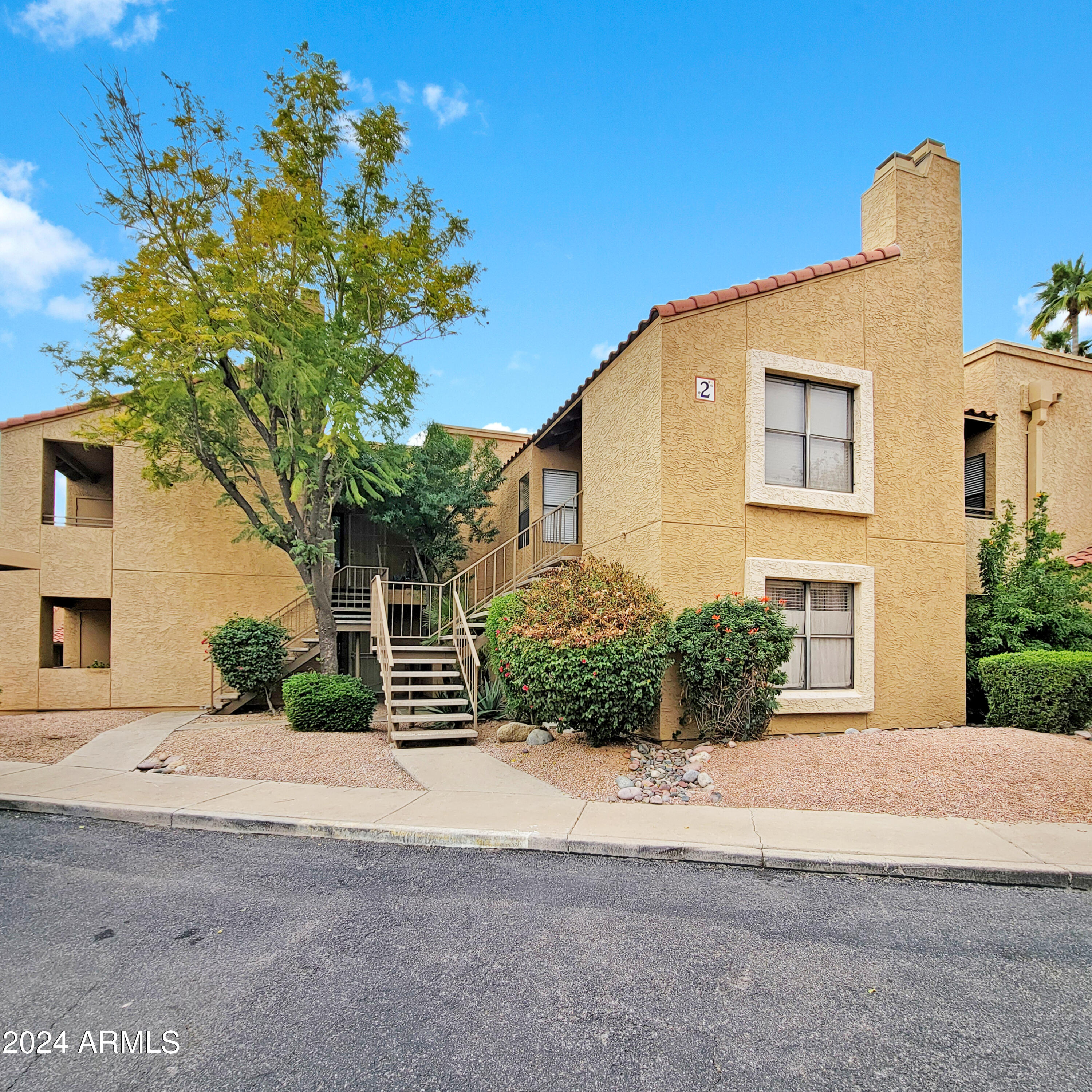 8787 E MOUNTAIN VIEW Road, 1010