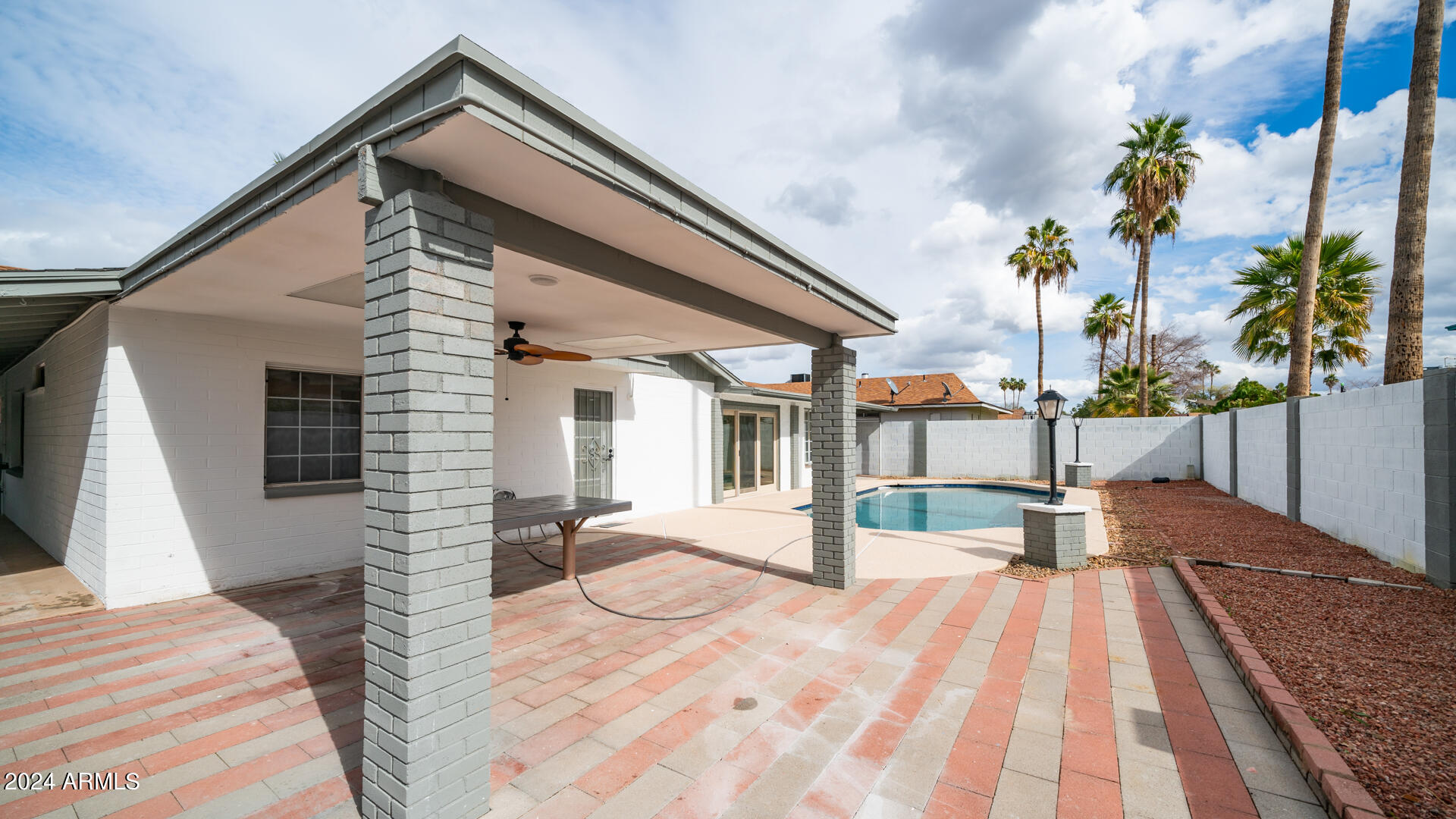 4733 W CHERYL Drive