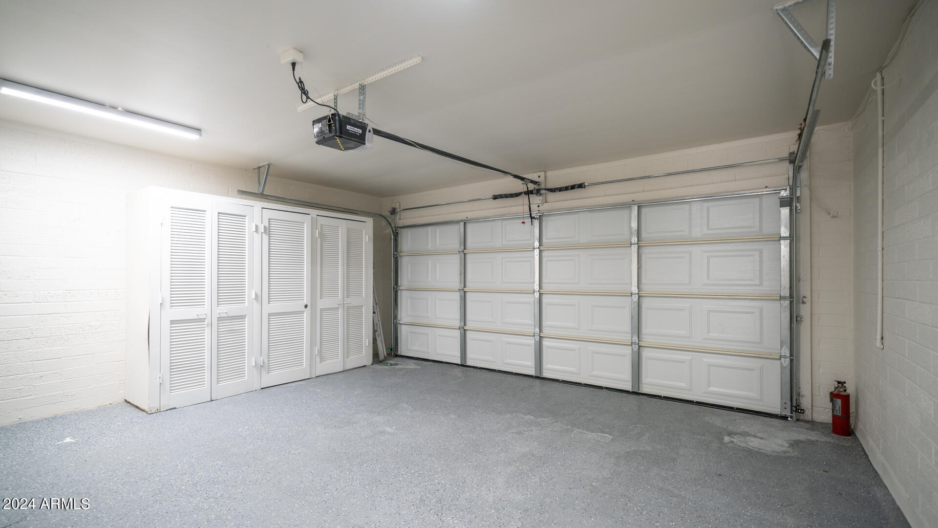 4733 W CHERYL Drive