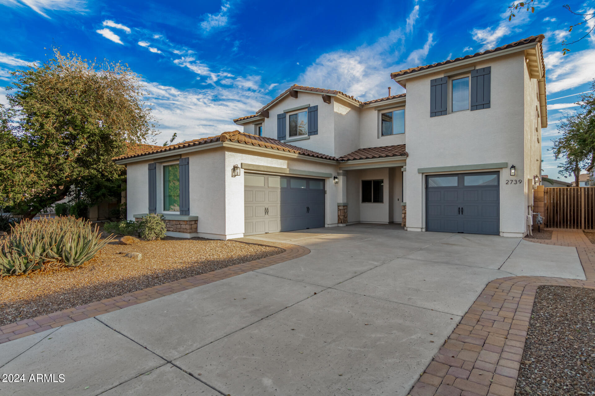 2739 E Donato Drive