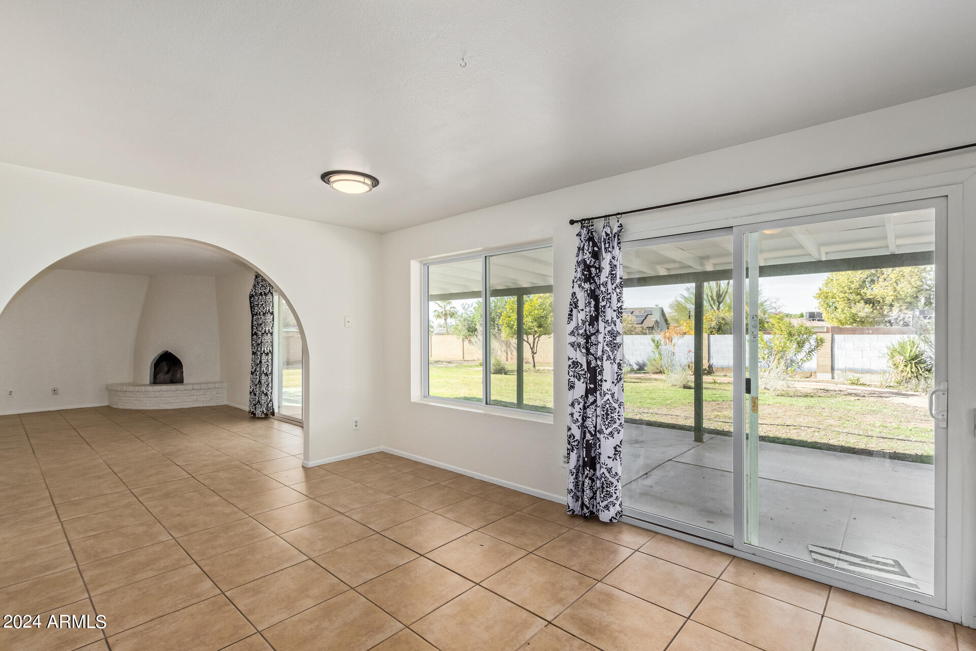 4944 W JOYCE Circle