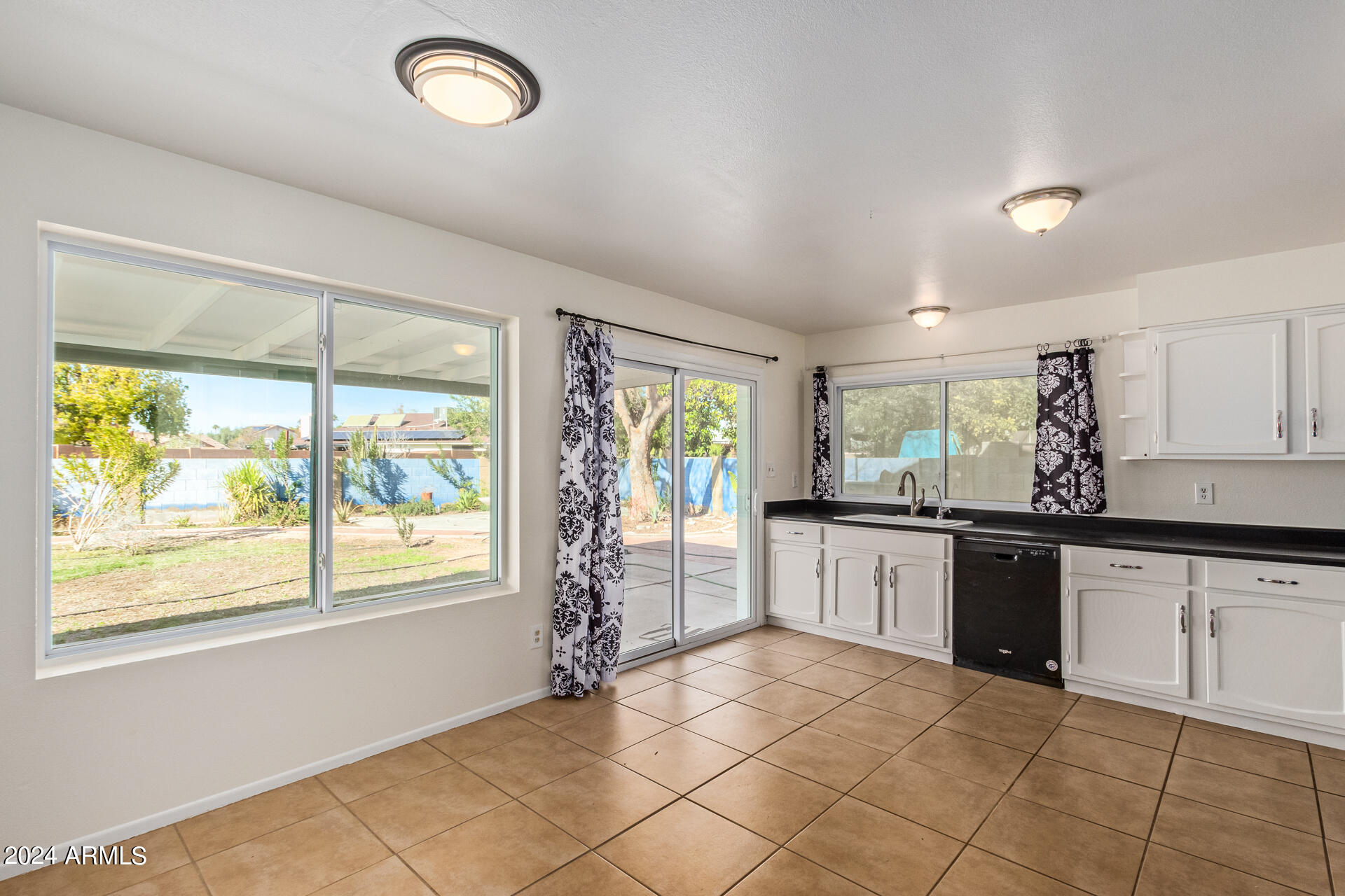 4944 W JOYCE Circle