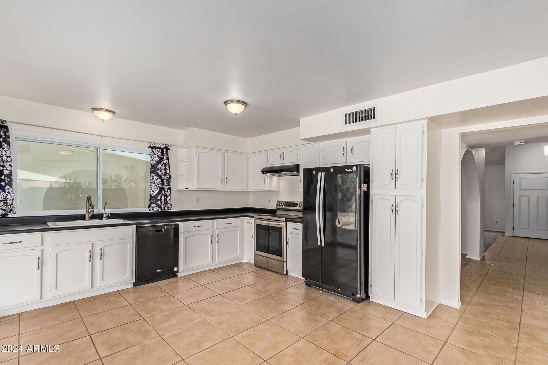 4944 W JOYCE Circle