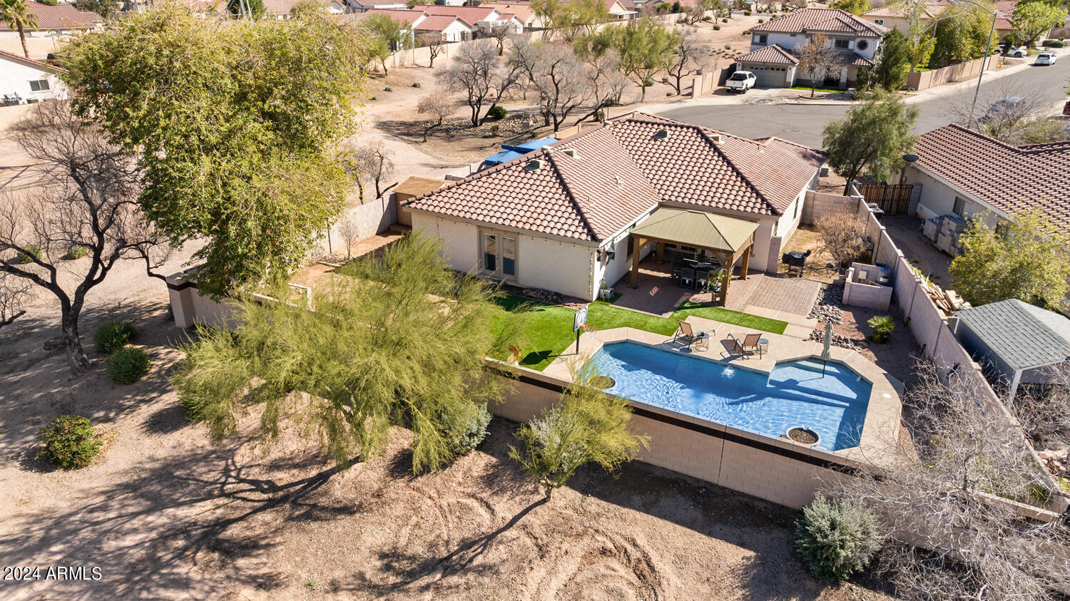 3802 S EMERY Circle