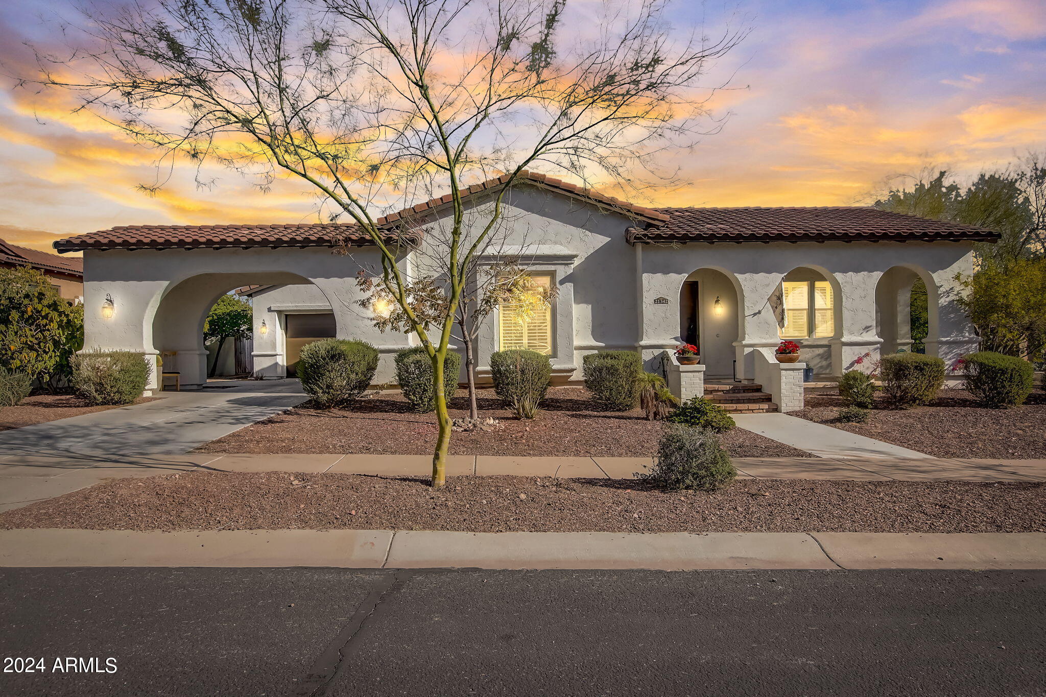 21342 W CHOLLA Trail