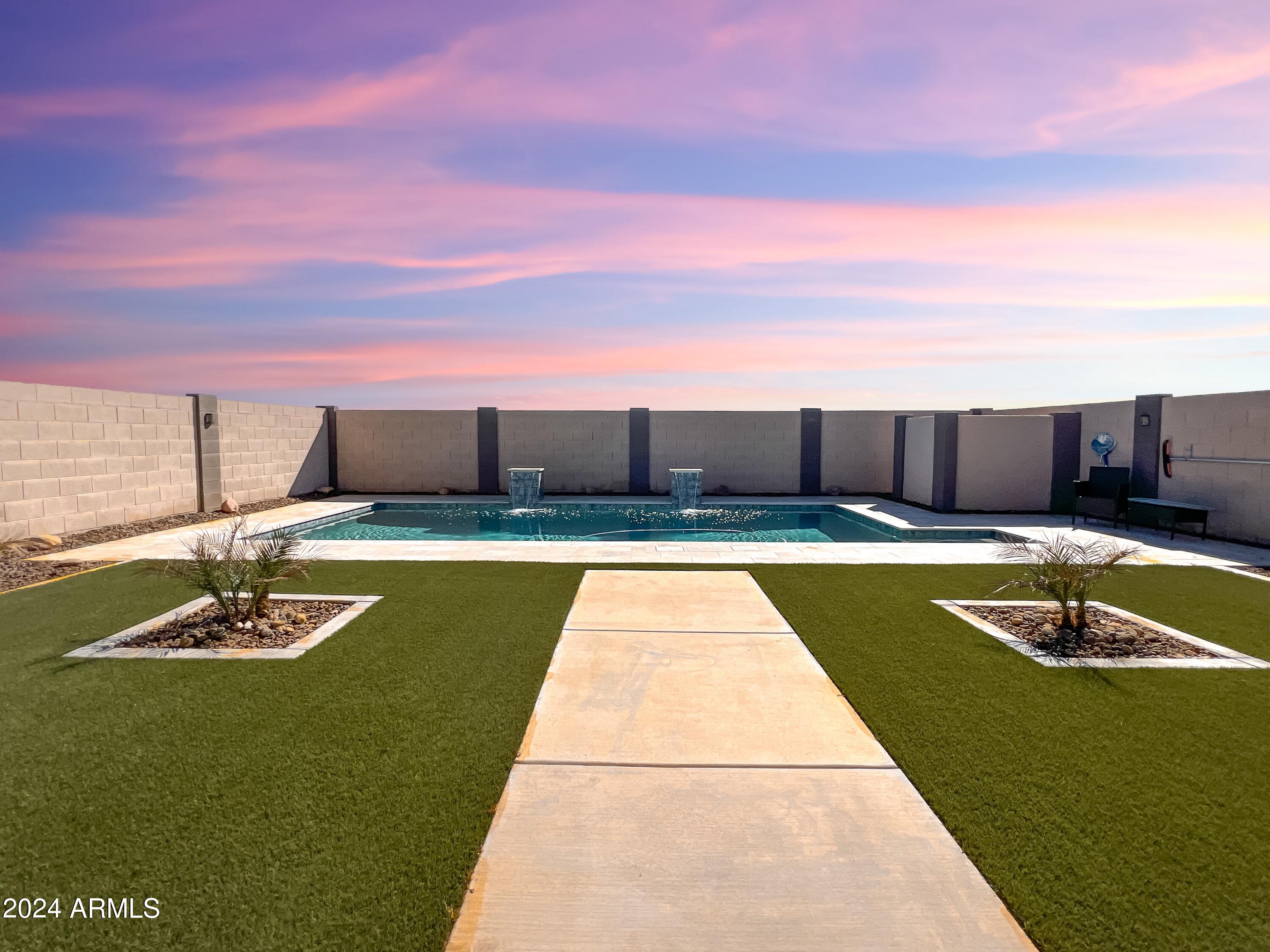 3469 E DESERT MOON Trail