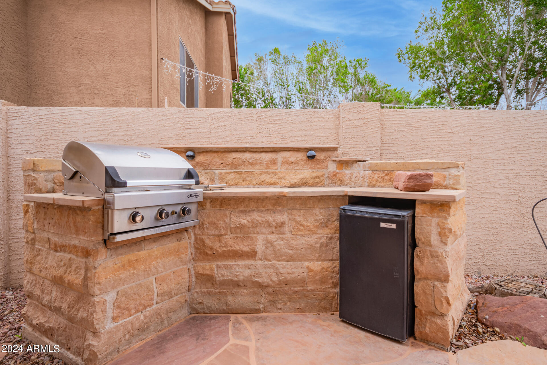 6968 W MELINDA Lane