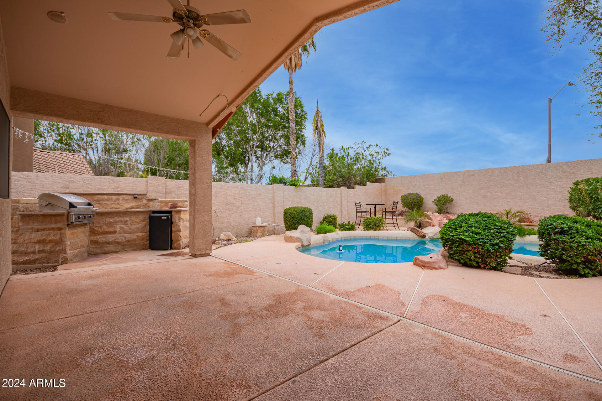 6968 W MELINDA Lane