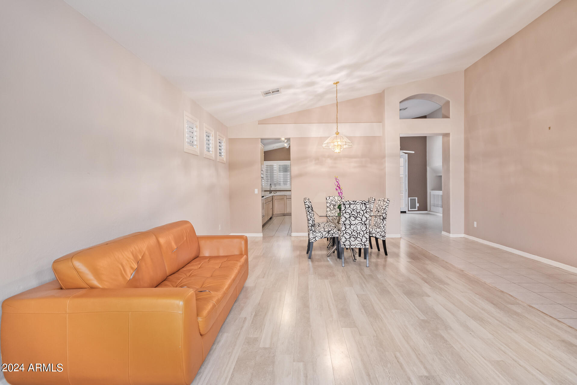 6968 W MELINDA Lane