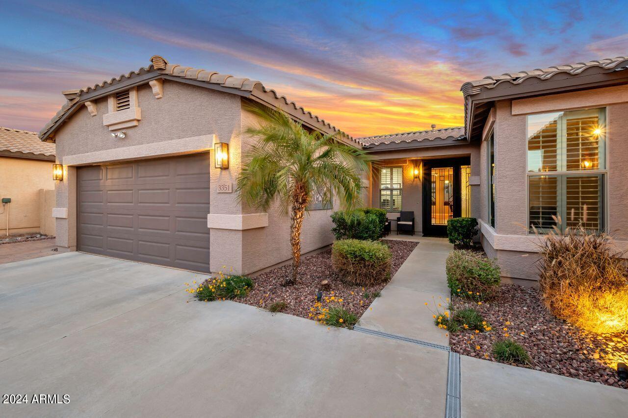 3351 E HORSESHOE Drive