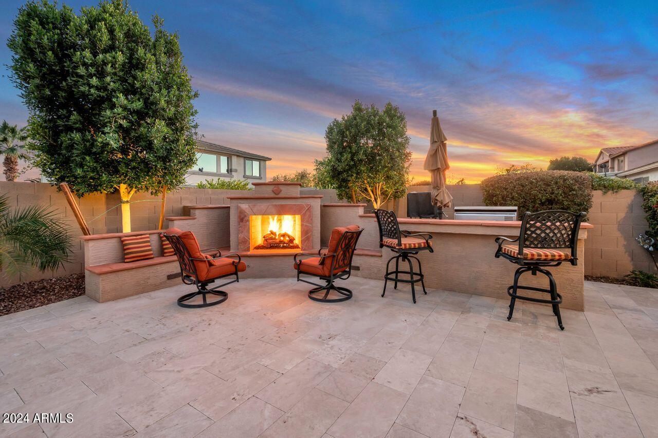 3351 E HORSESHOE Drive