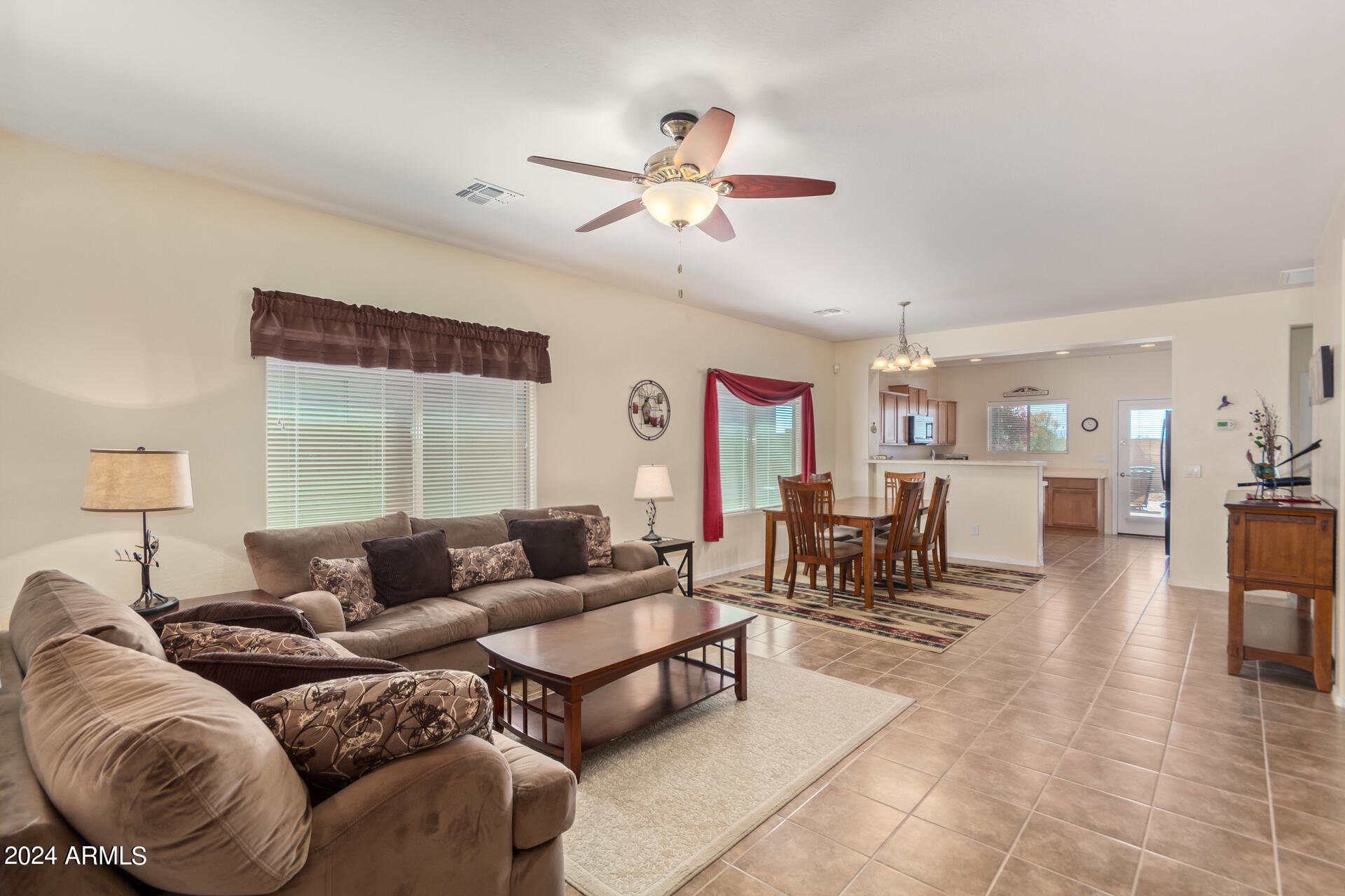 7561 W SPRINGFIELD Way
