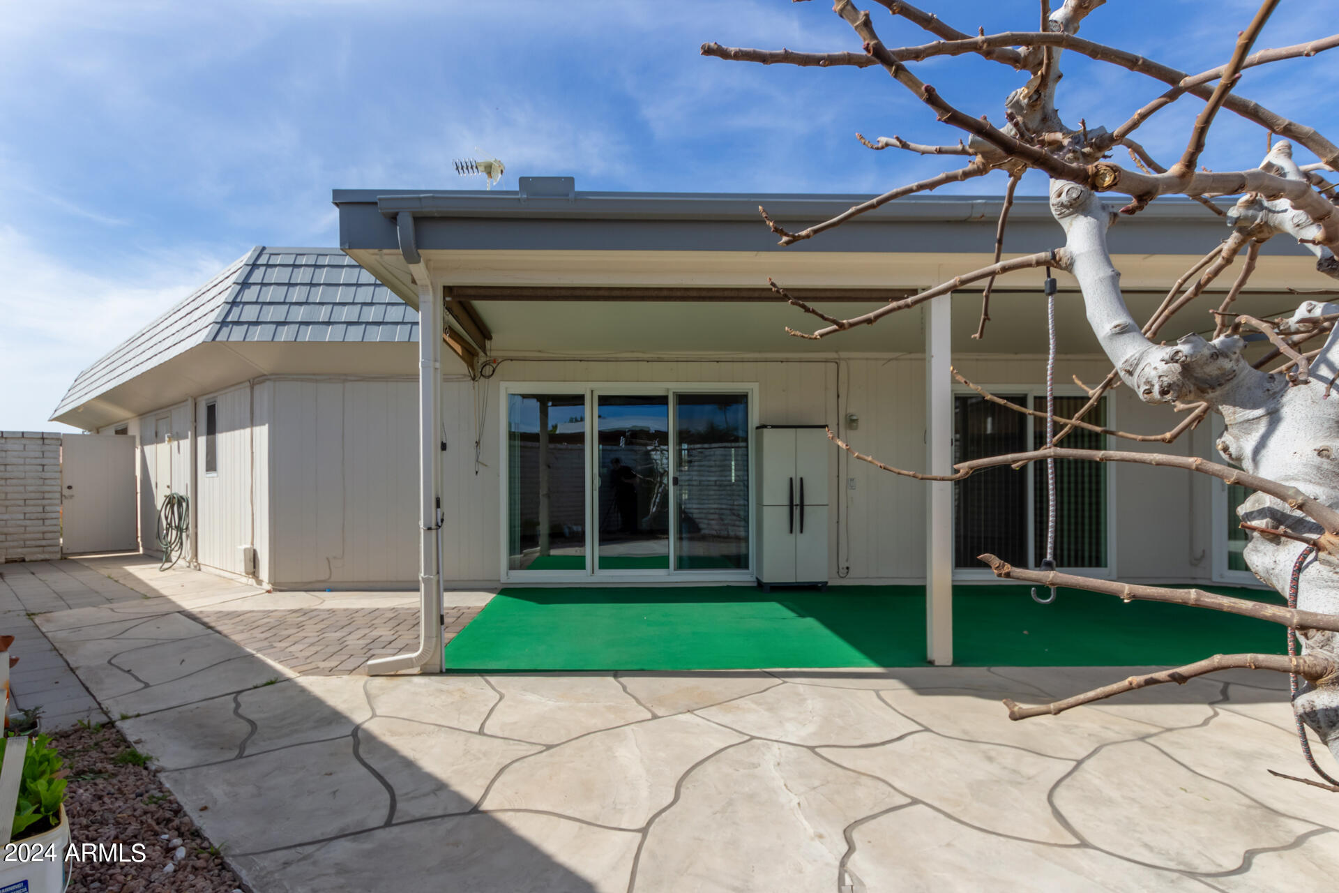 10530 W PINEAIRE Drive