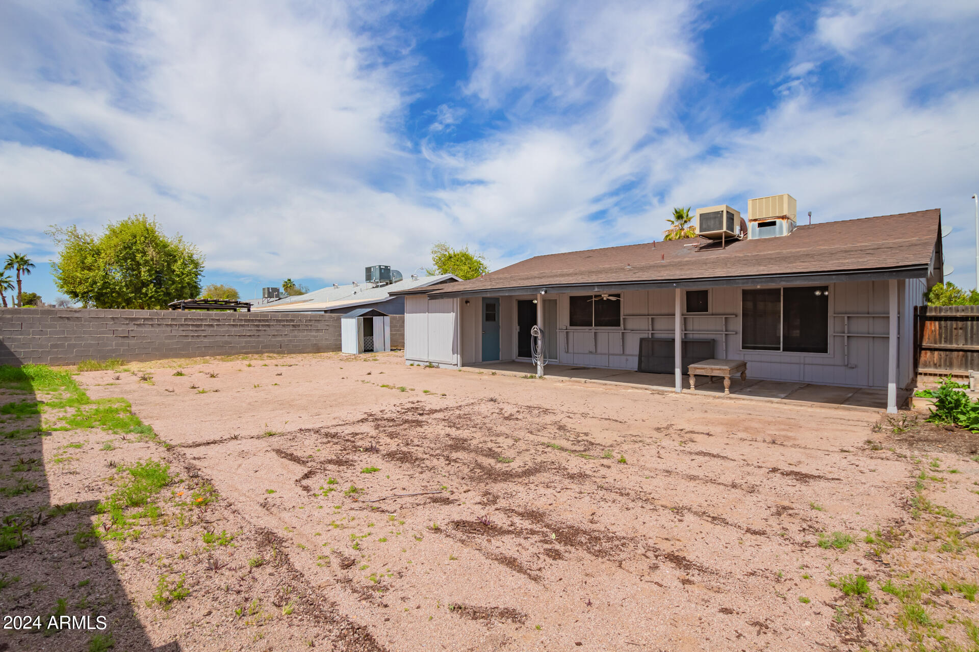 3523 W OAKLAND Street
