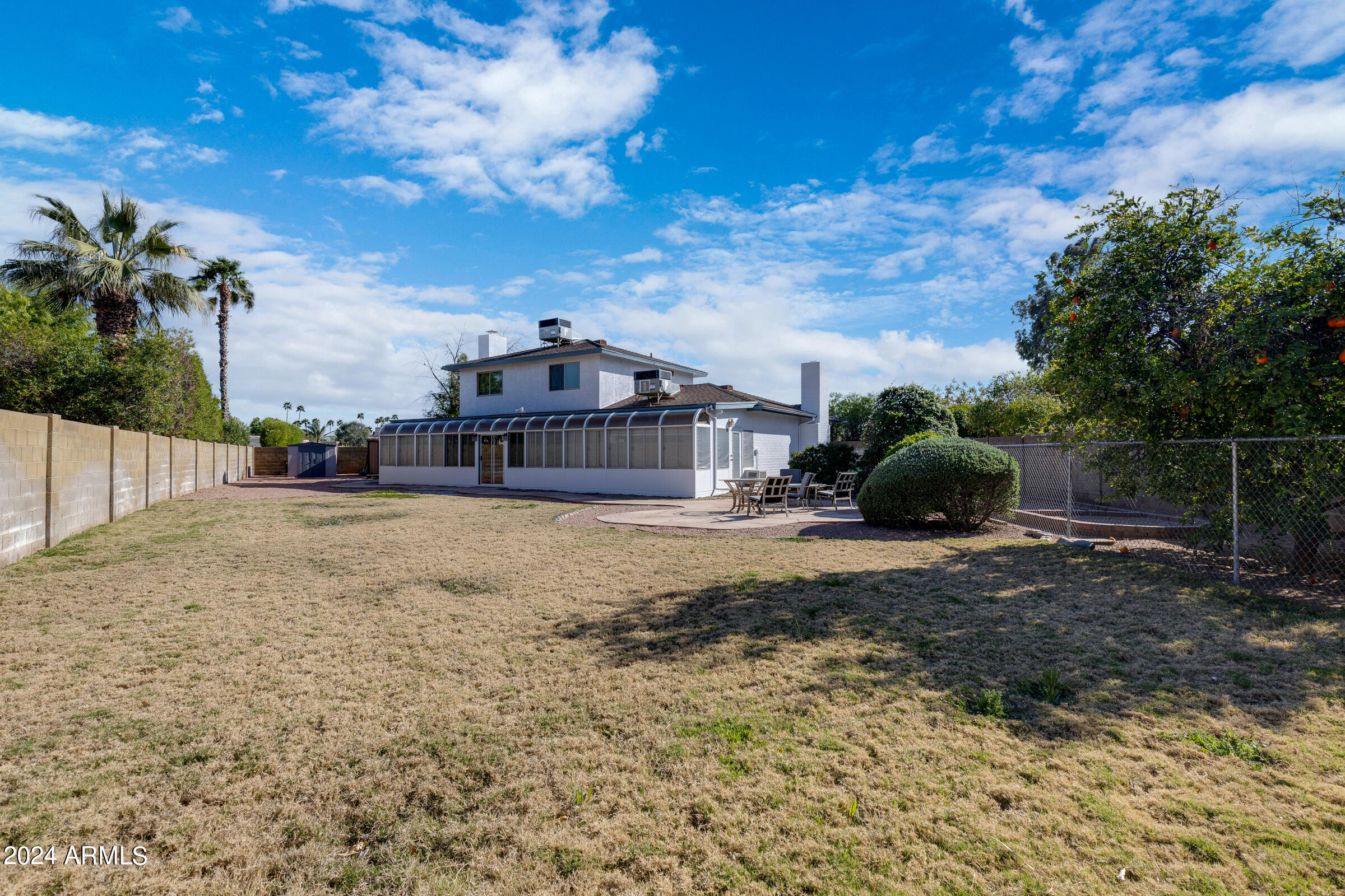 2532 W LAGUNA AZUL Avenue