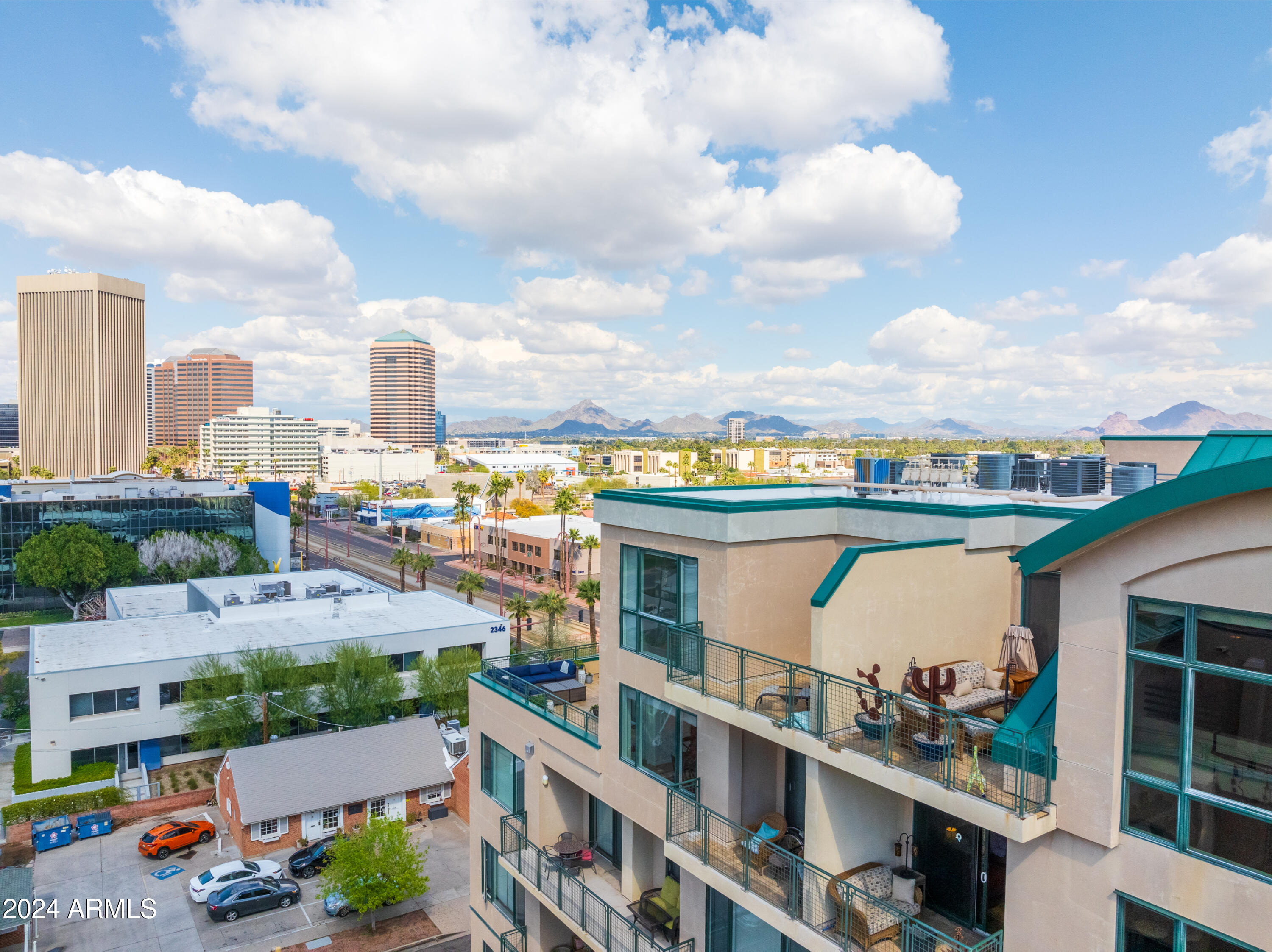 2302 N CENTRAL Avenue, 613