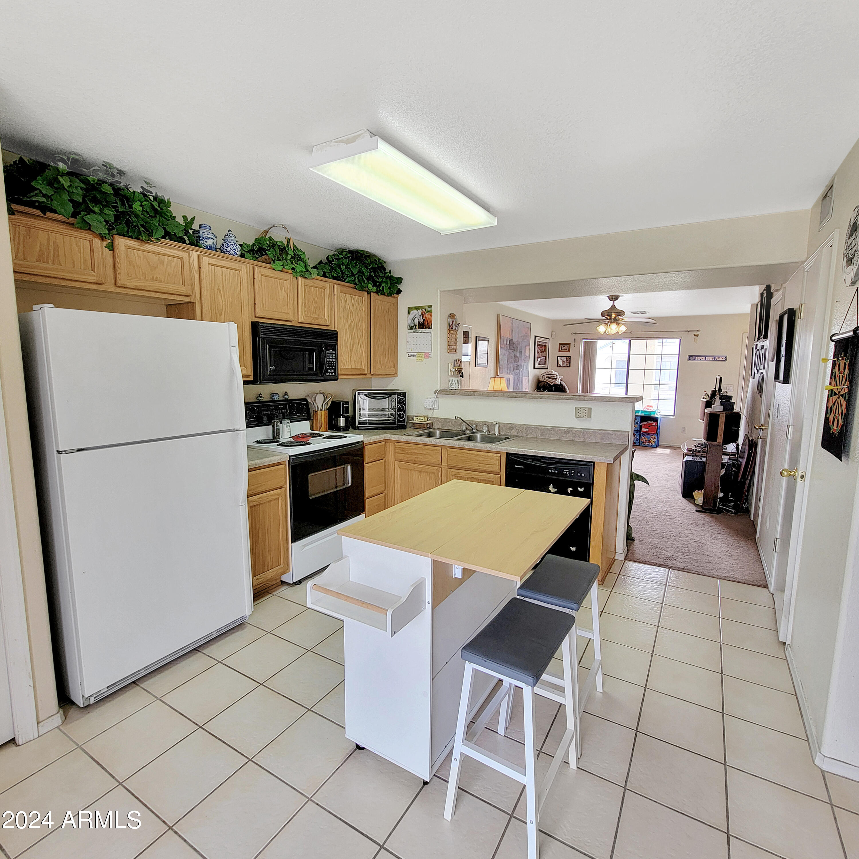7801 N 44TH Drive, 1179