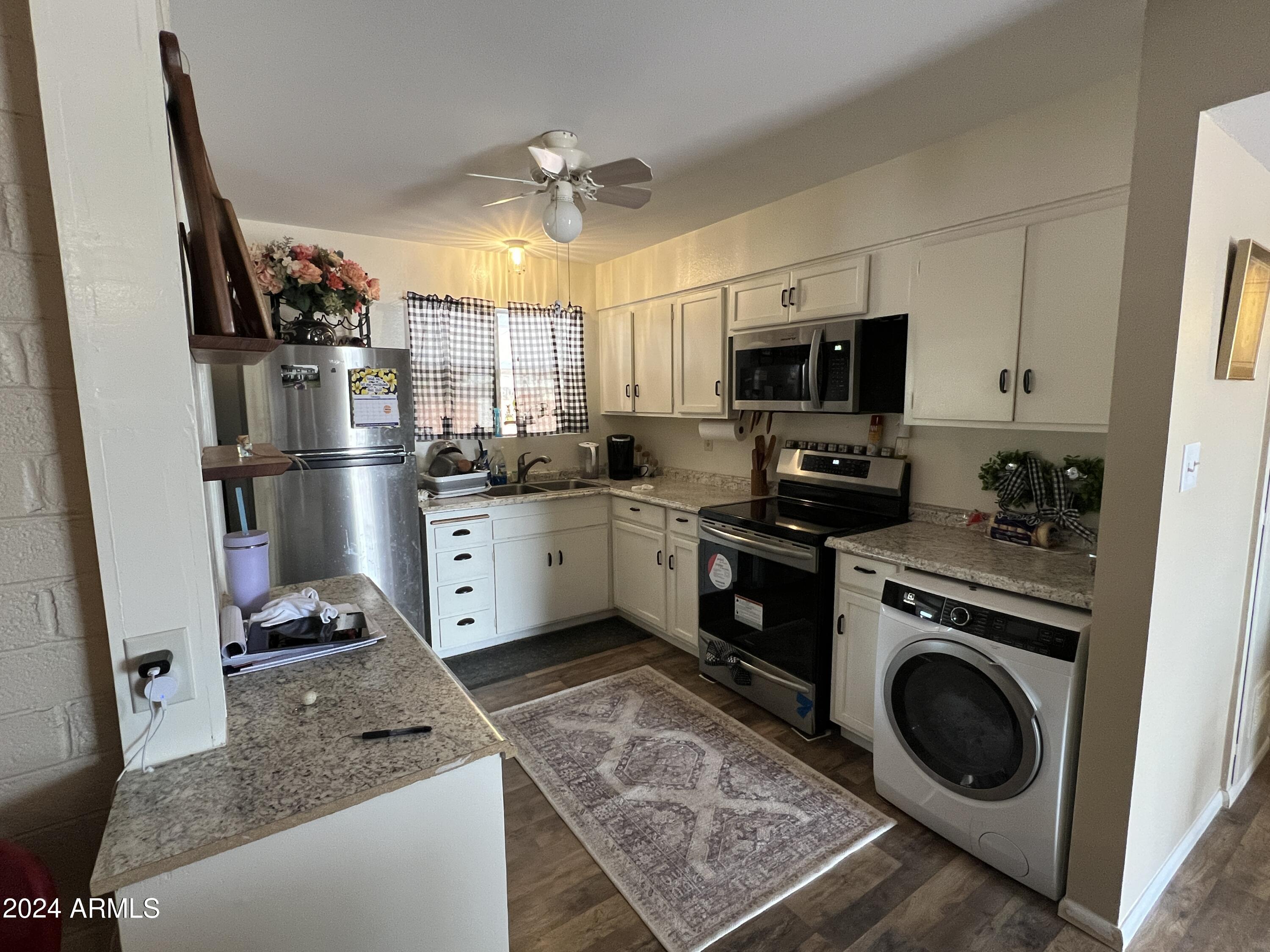 10632 W SUN CITY Boulevard