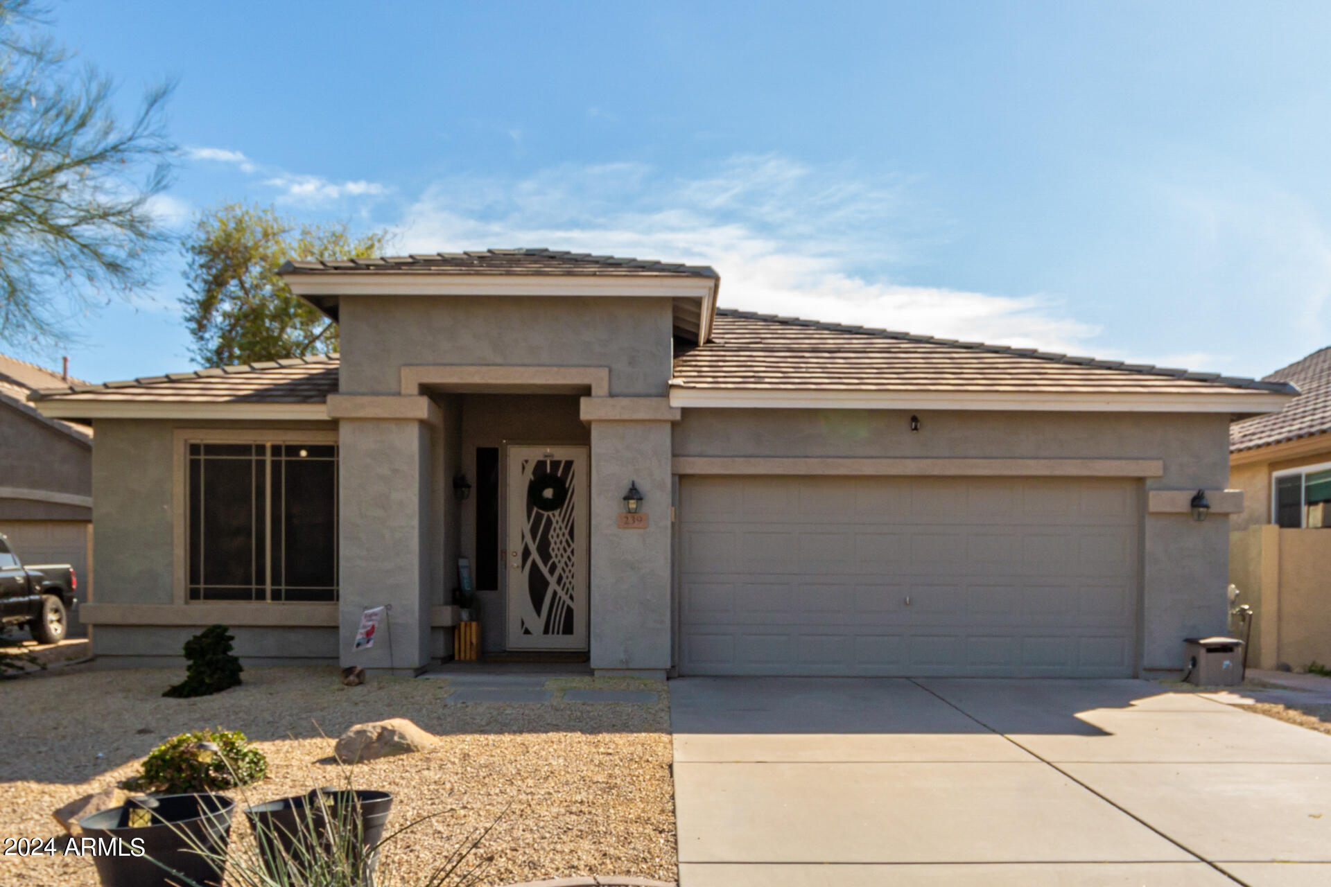 239 E CANARY Court