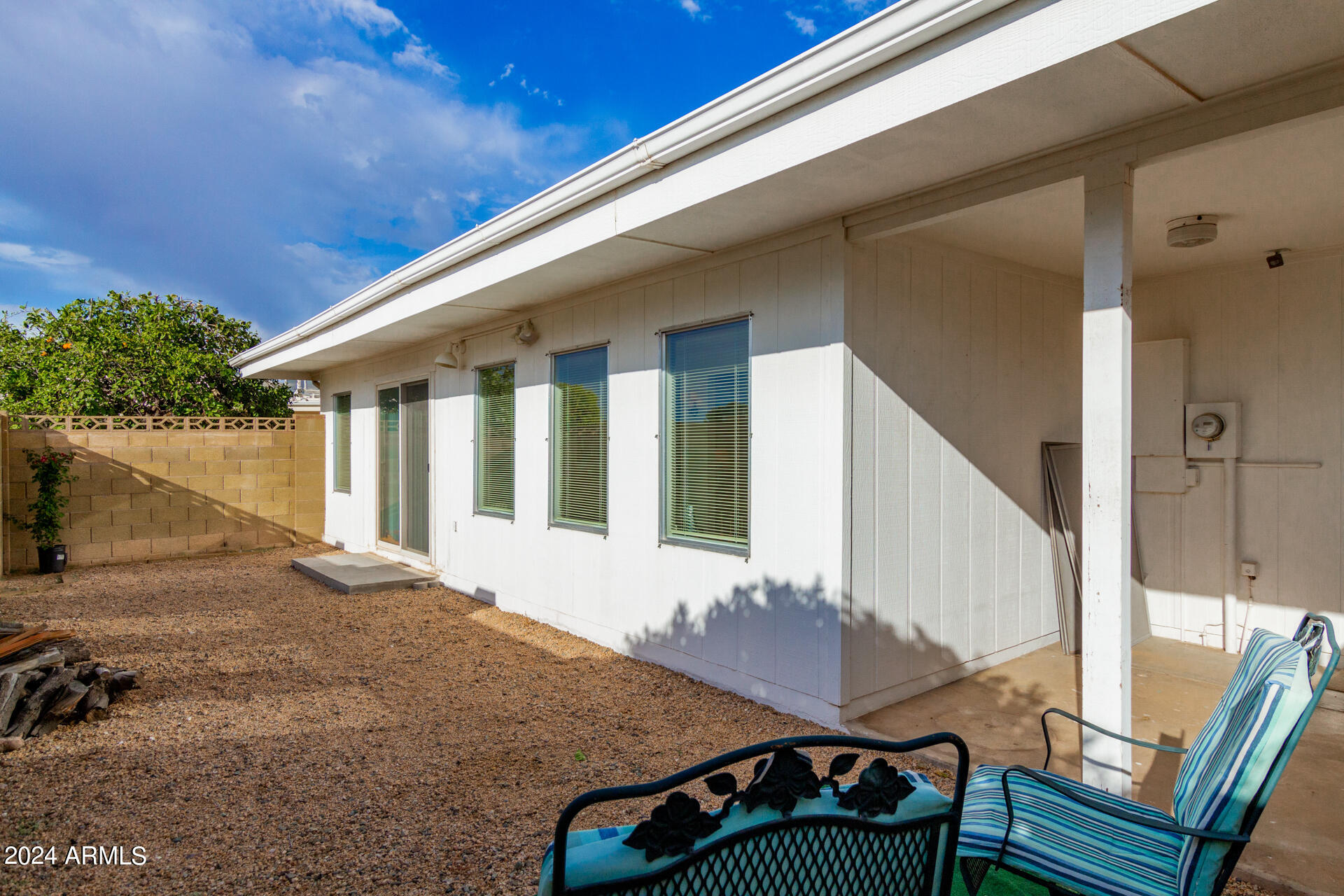 10738 W GARNETTE Drive