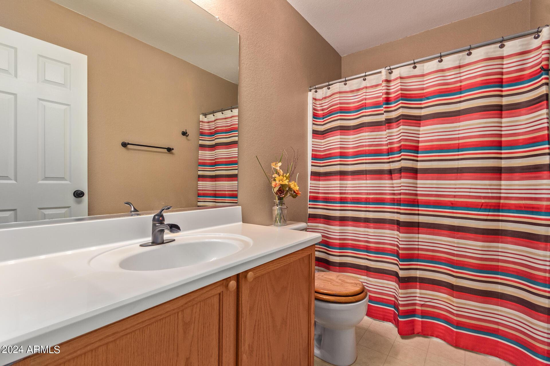 3355 N SILVERADO --
