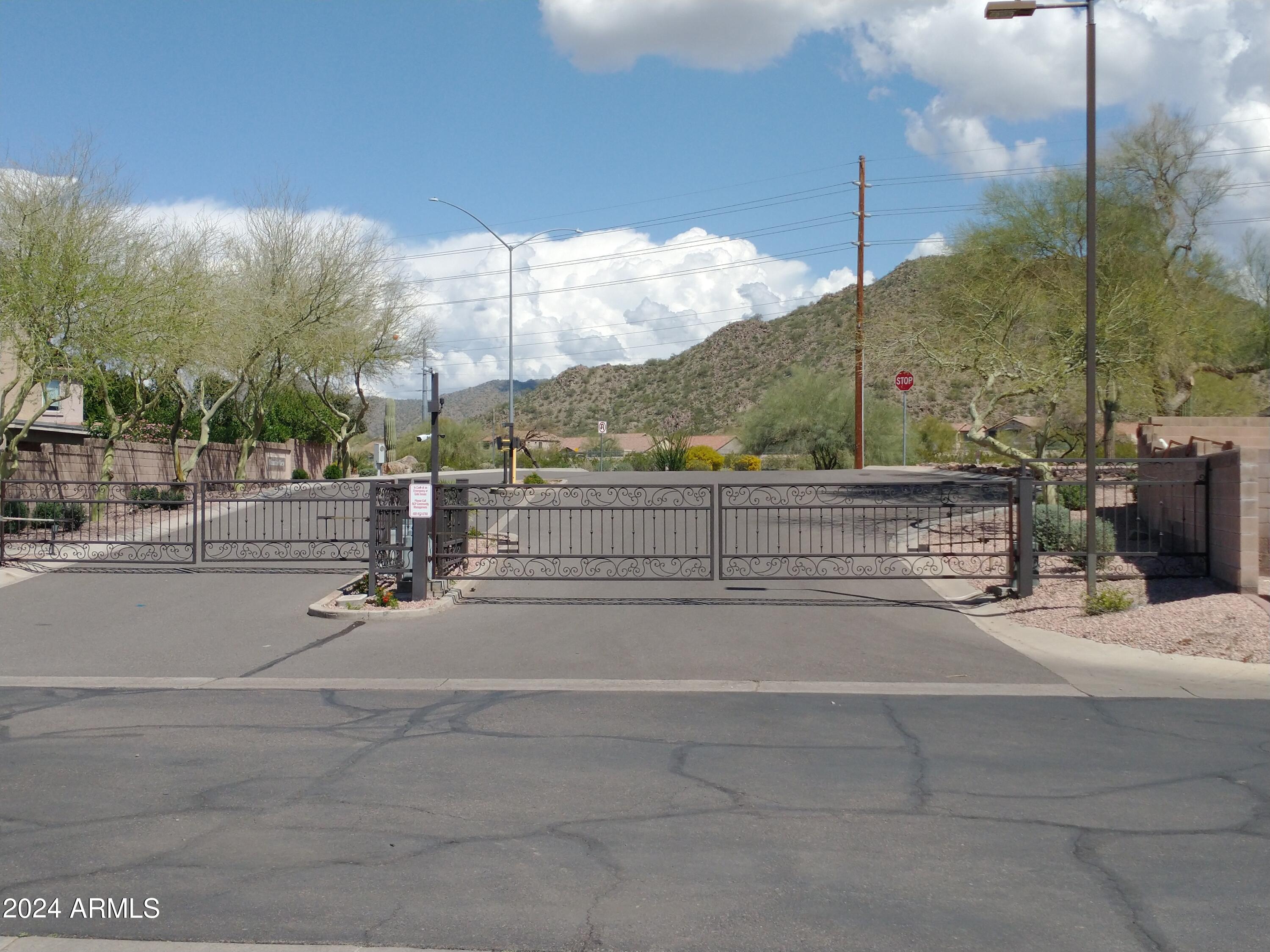 3355 N SILVERADO --