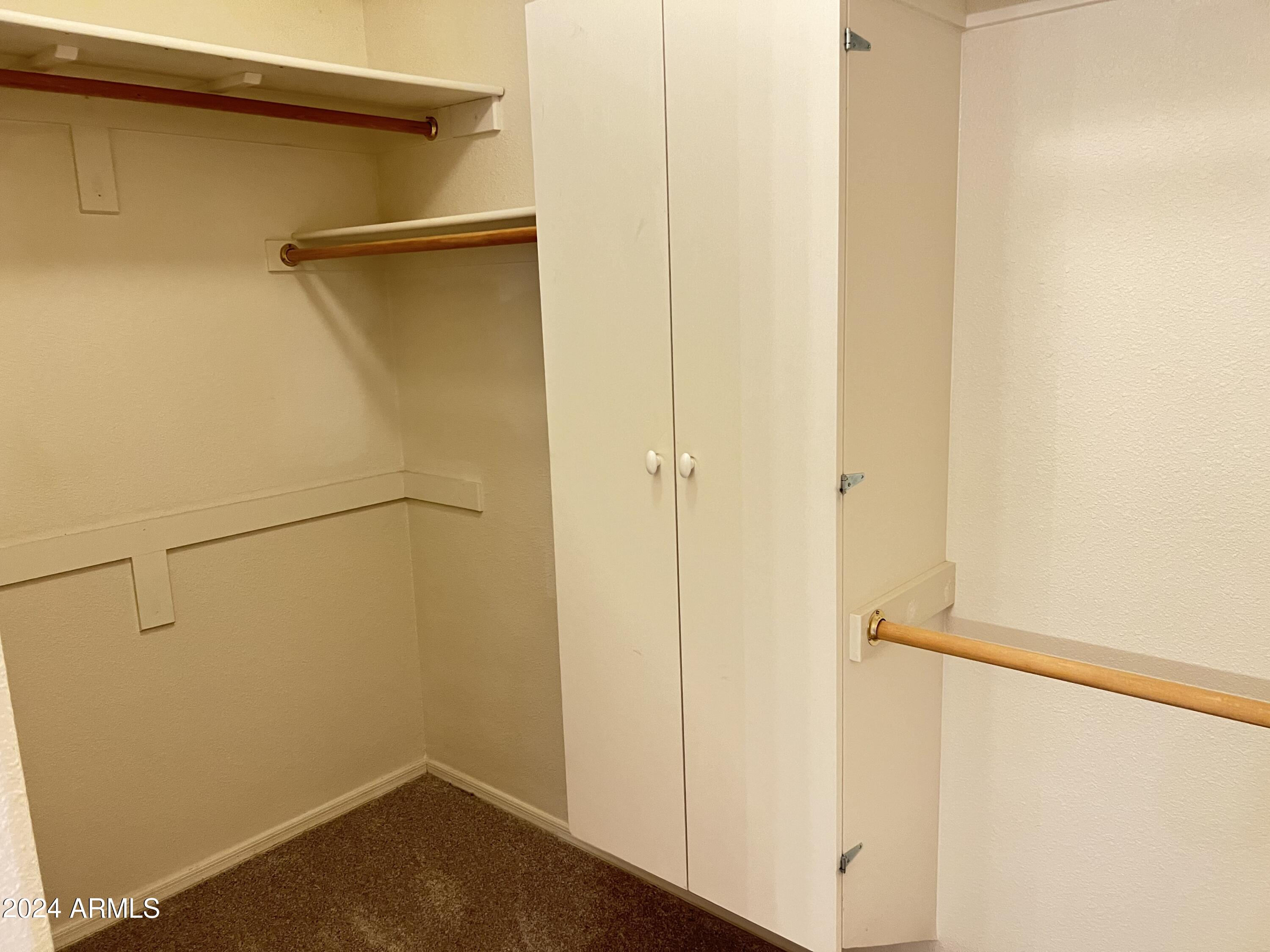 10802 W LA JOLLA Circle