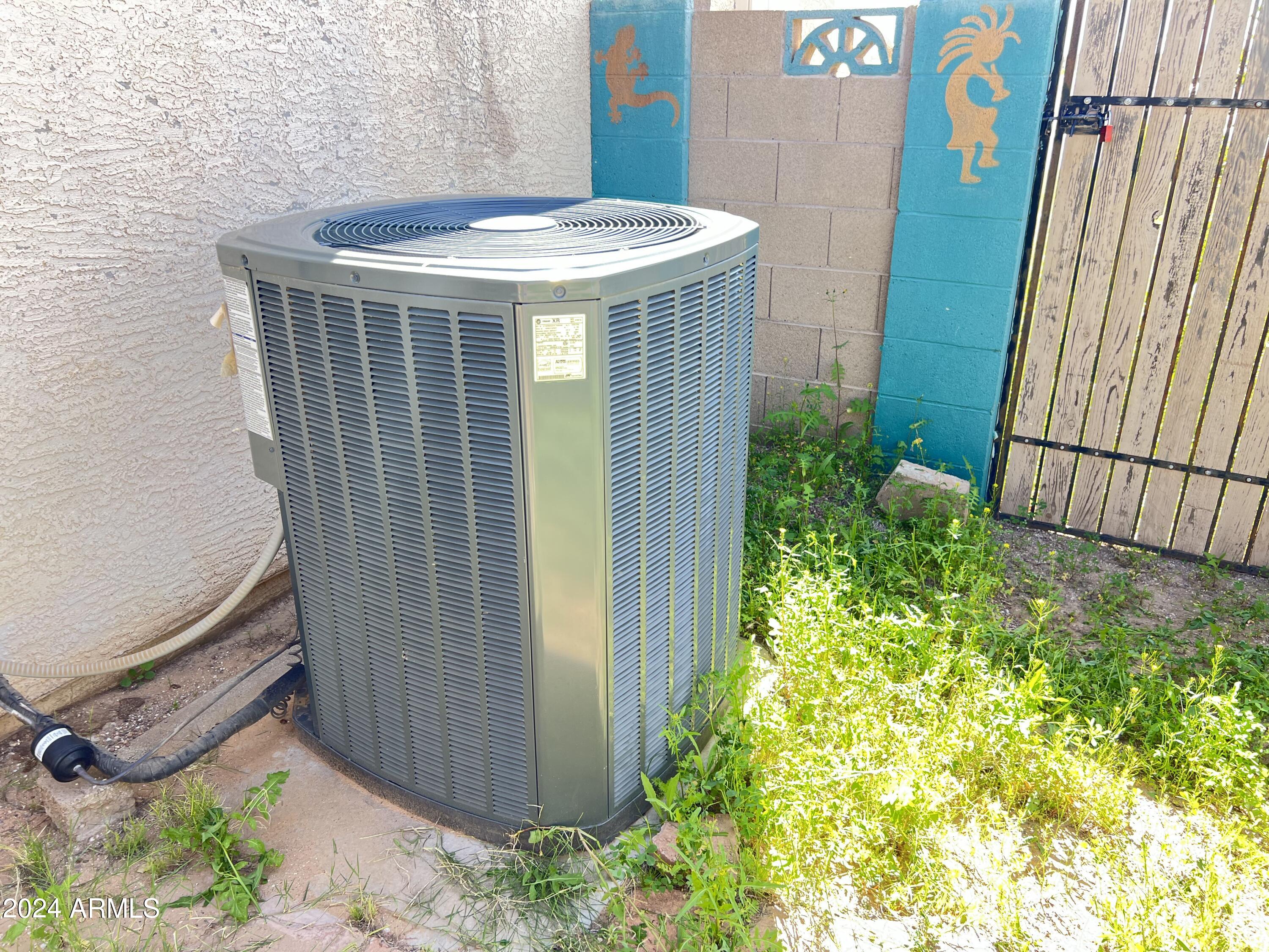 10802 W LA JOLLA Circle