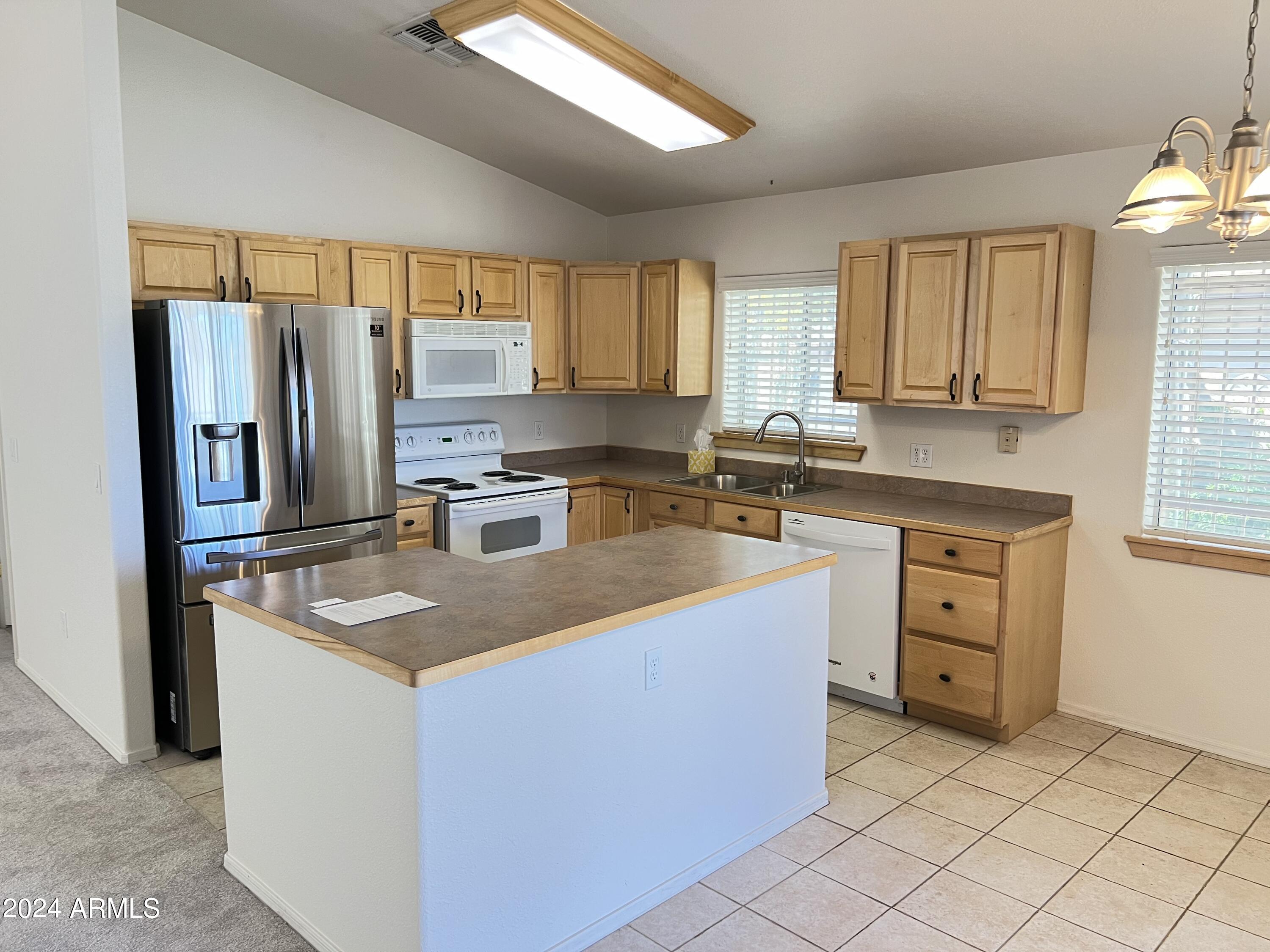 10802 W LA JOLLA Circle