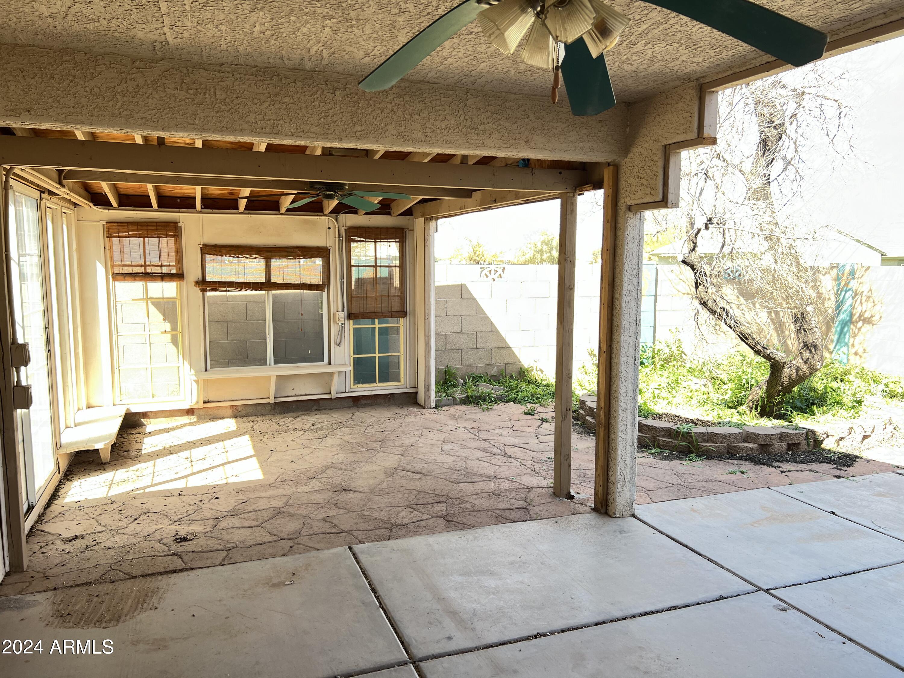 10802 W LA JOLLA Circle