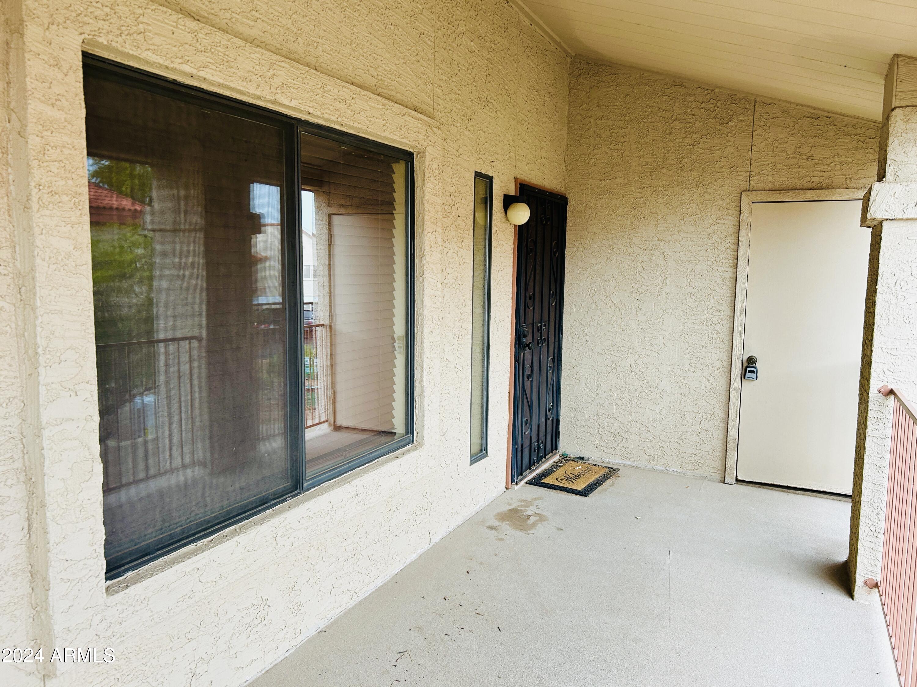 1440 N IDAHO Road, 2043