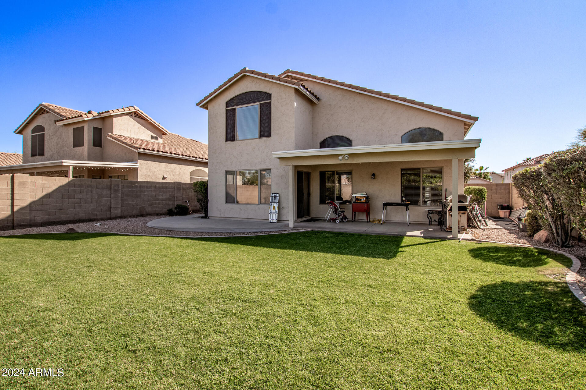 1910 W ORIOLE Way