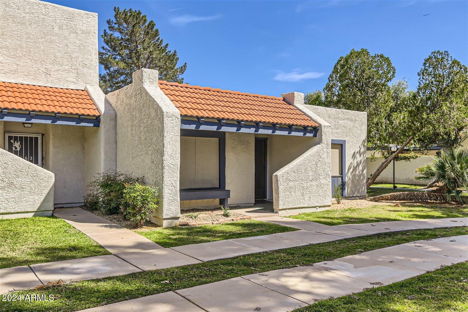 8458 N 54TH Drive