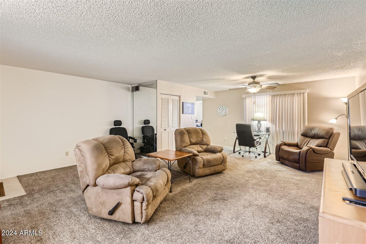 8458 N 54TH Drive