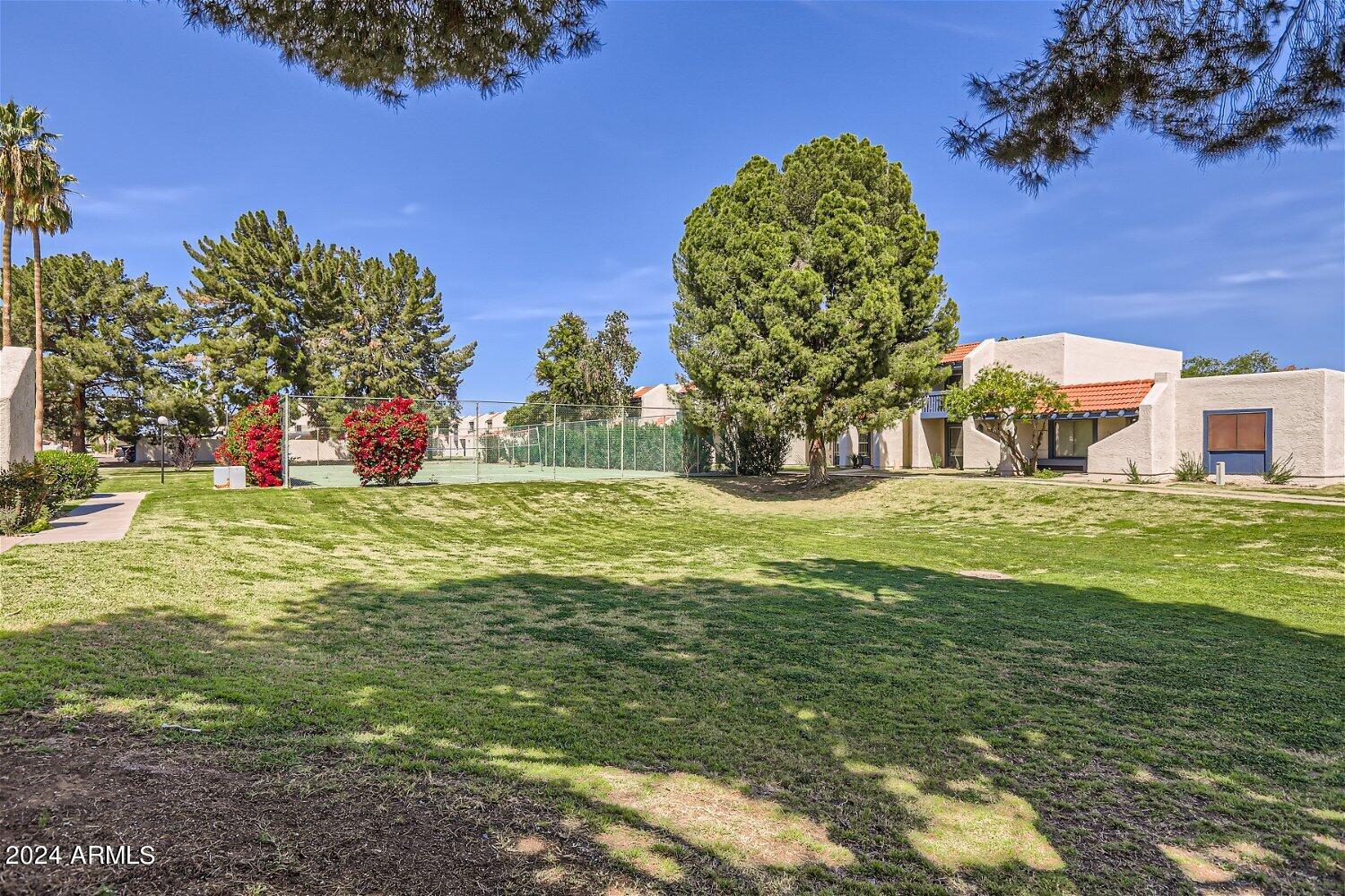 8458 N 54TH Drive
