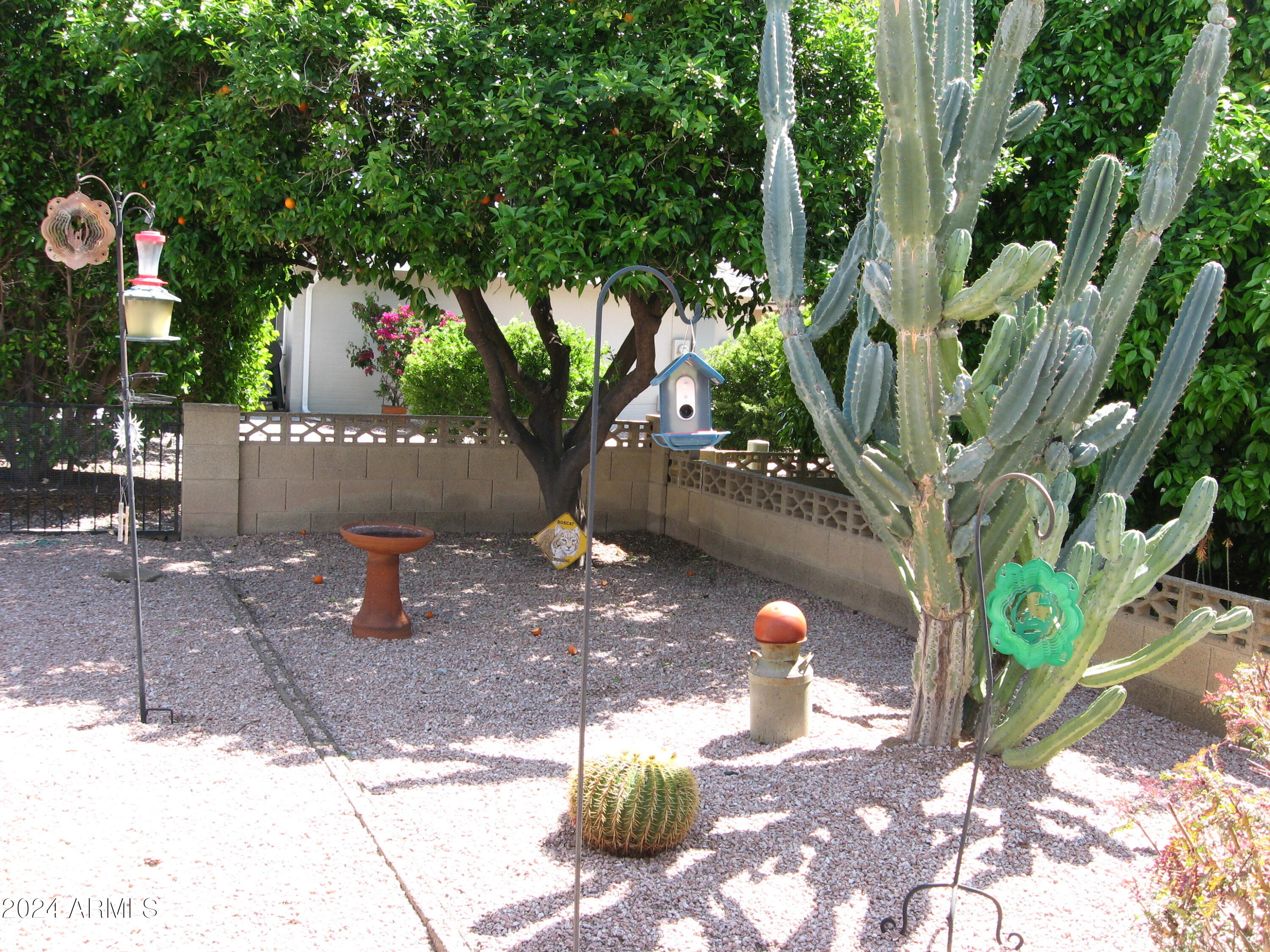 2223 N MIDDLECOFF Drive