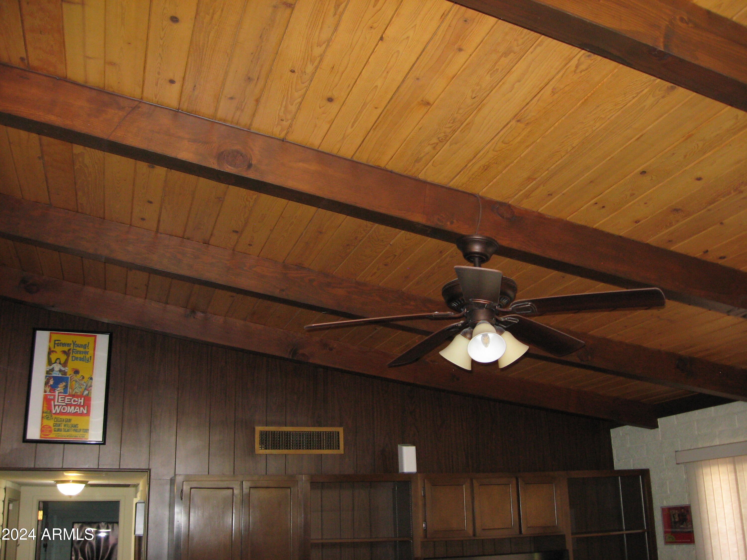 2223 N MIDDLECOFF Drive