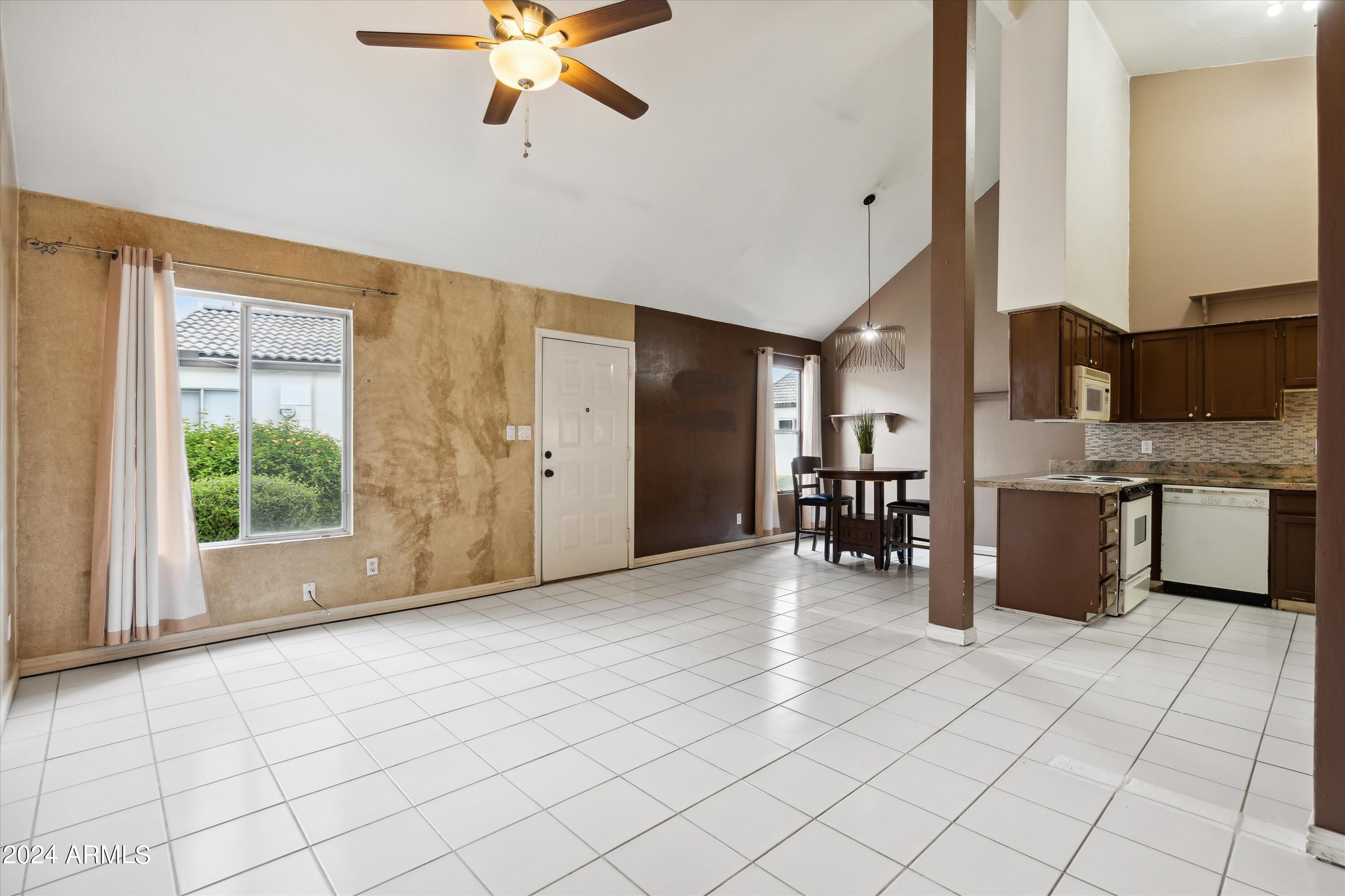 1116 E Kaler Drive